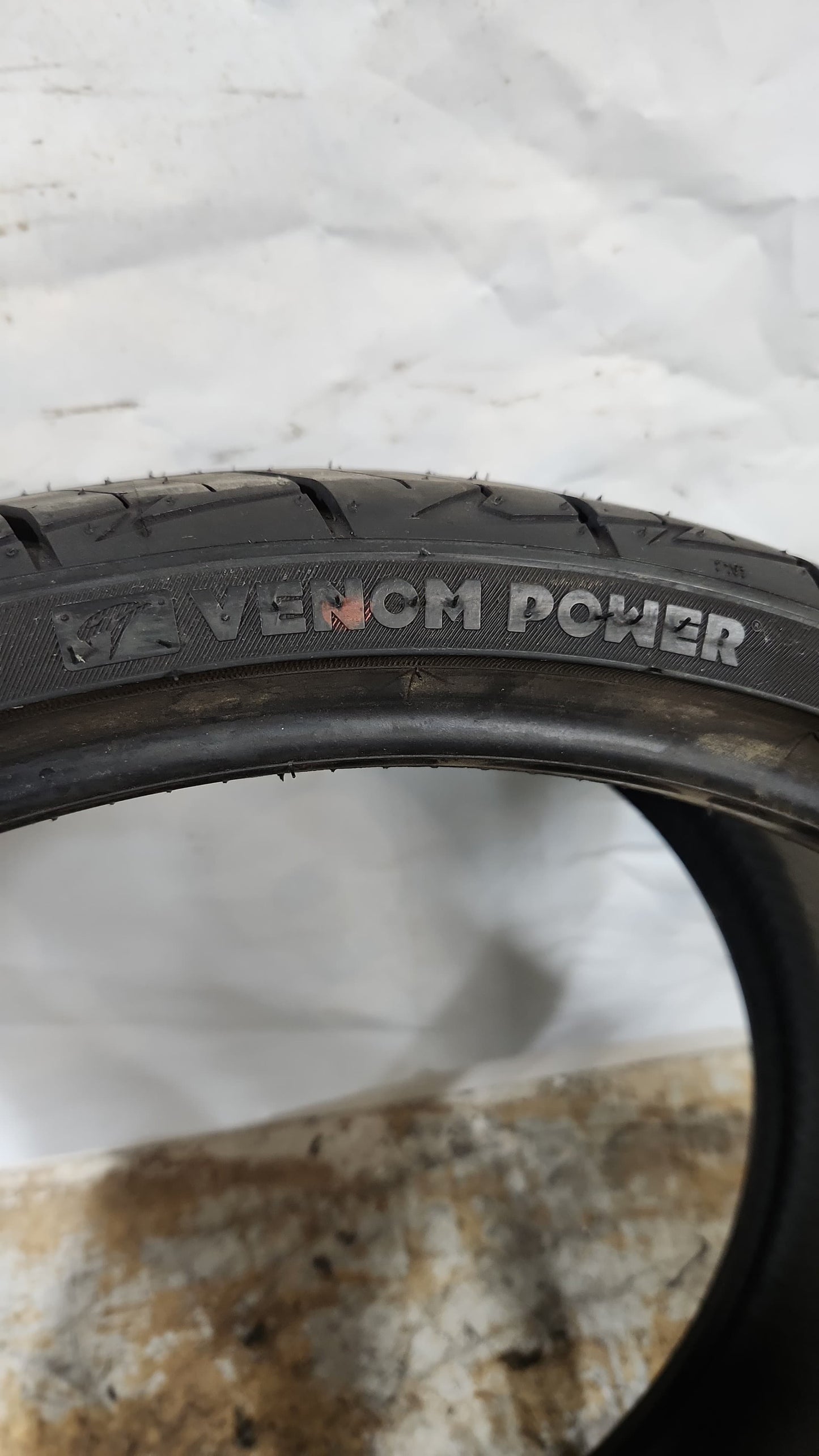 Used Tire - 295/25R22 Venom Power RAGNAROK GTS 7/32