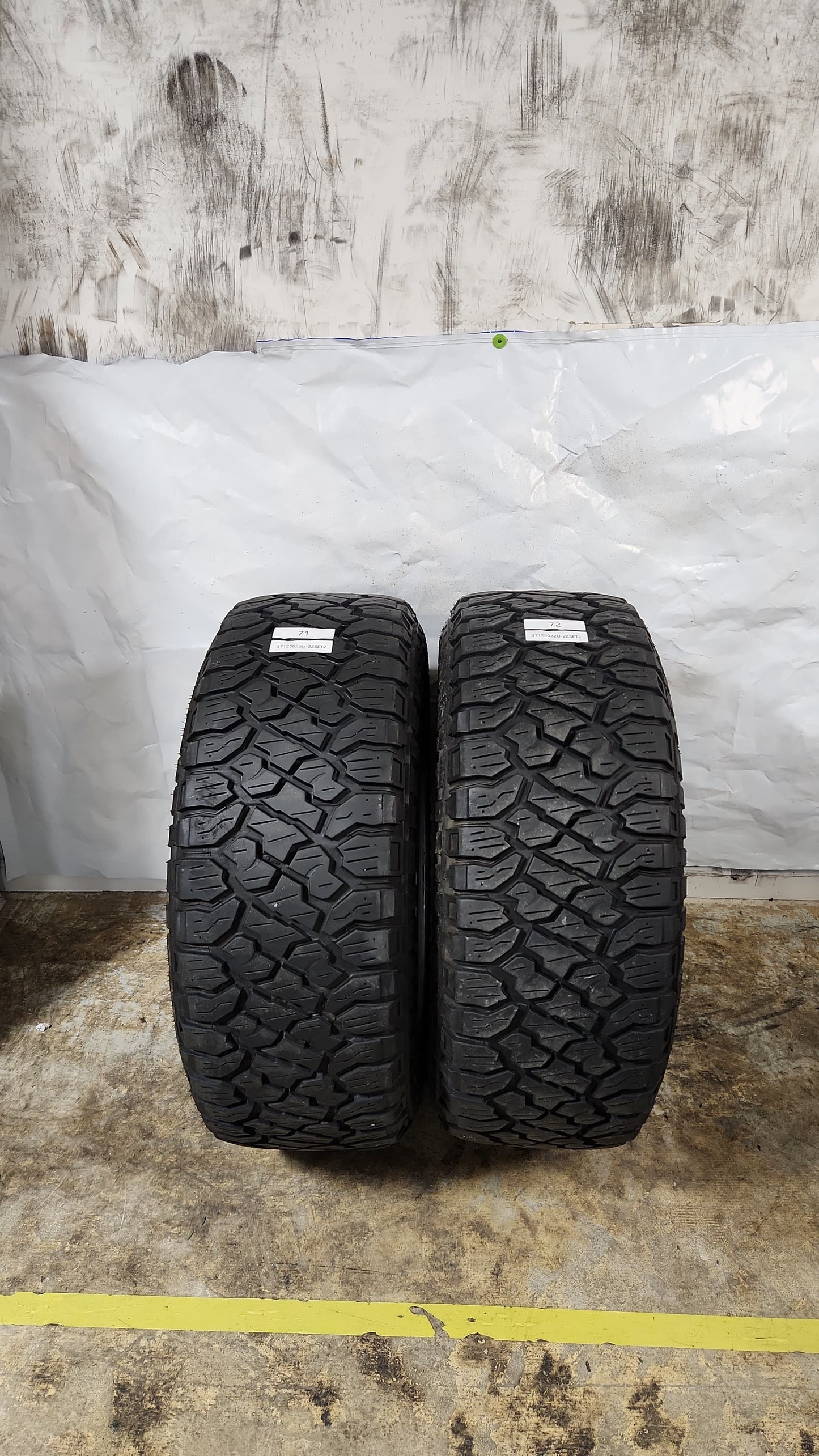 Set of 2 - 37X12.50R22 Kenda Klever R/T - Used Tires