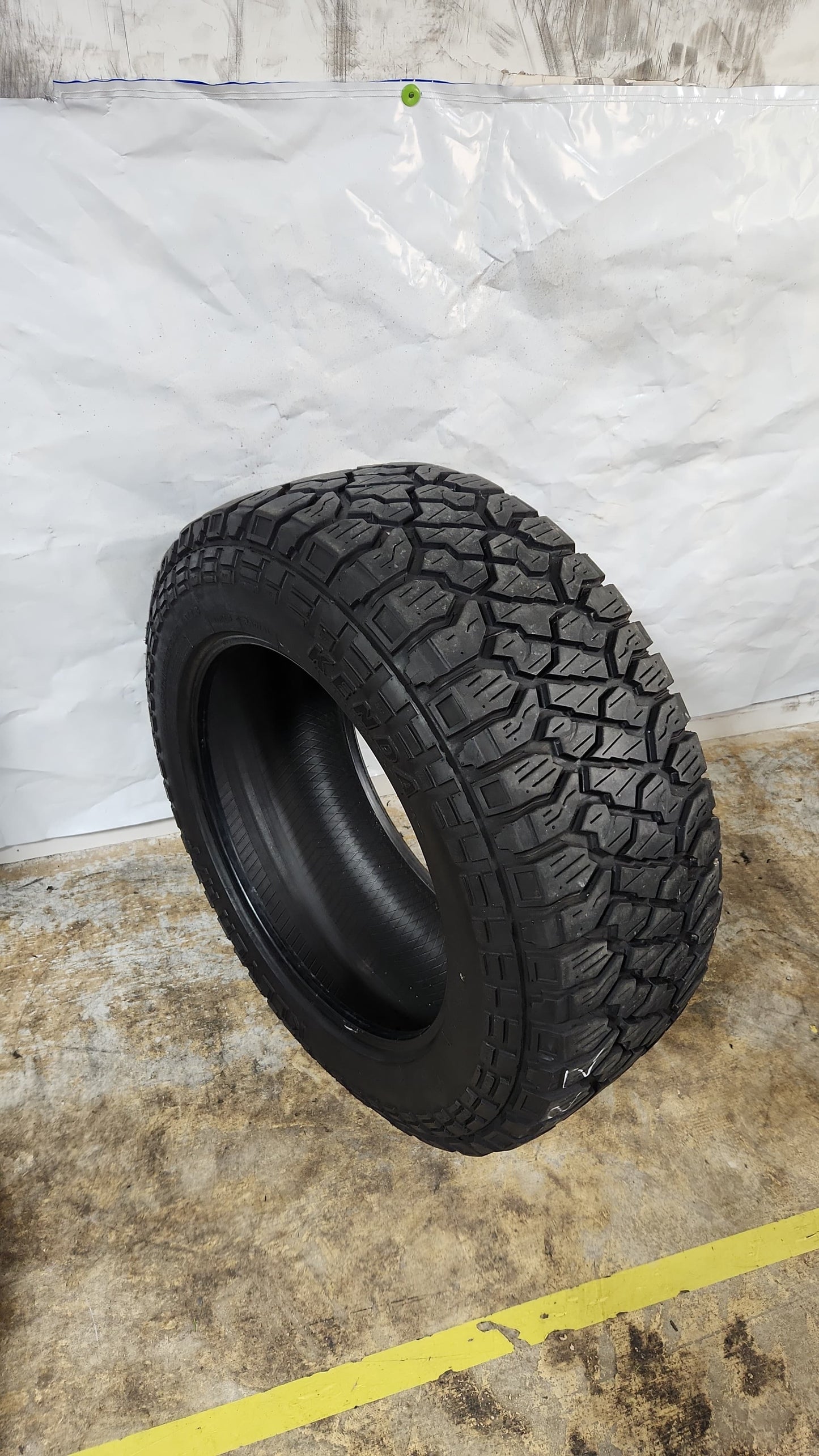 Set of 2 - 37X12.50R22 Kenda Klever R/T - Used Tires