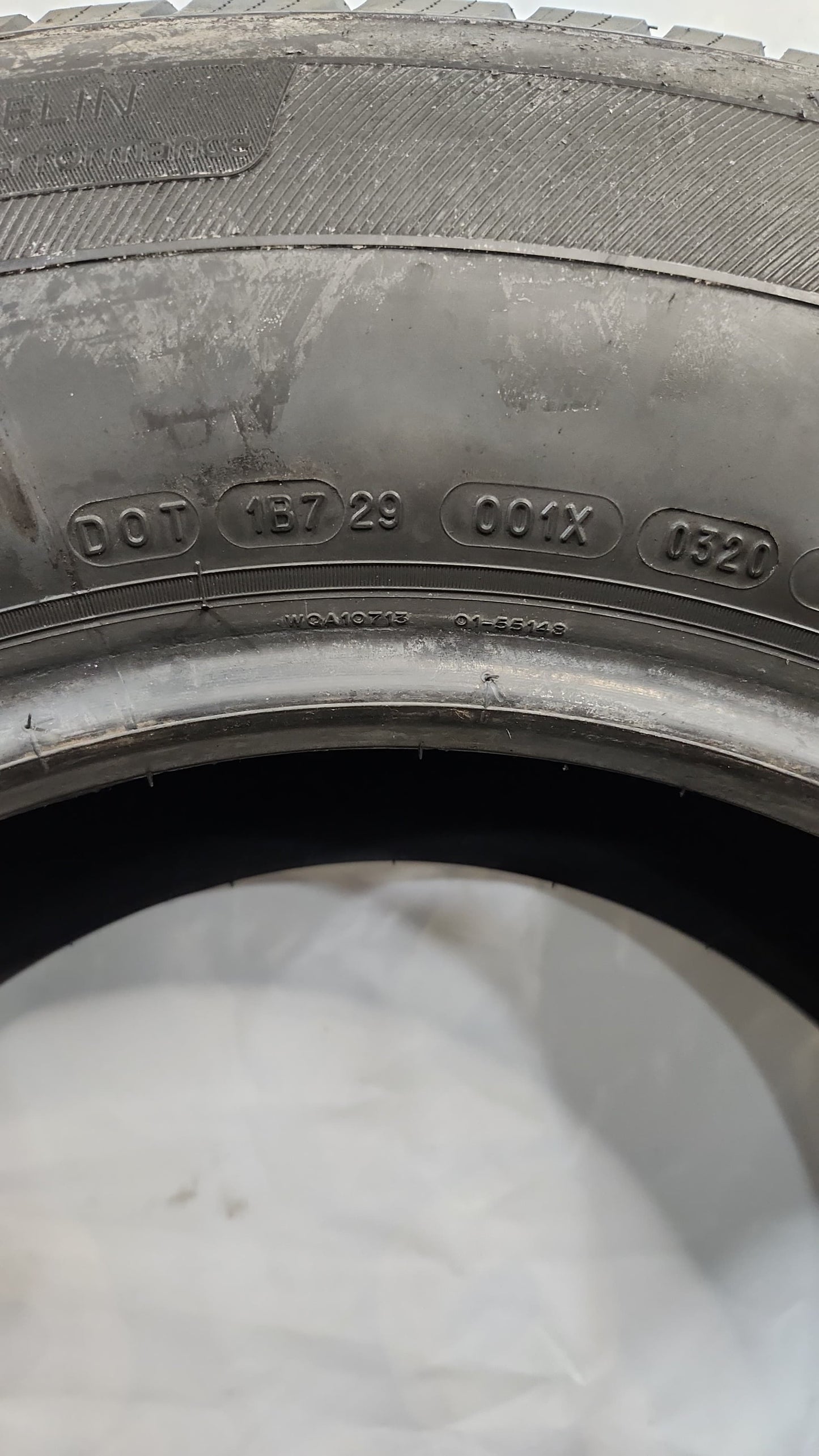 Used Tire - 255/75R17 Michelin Defender LTX M/S