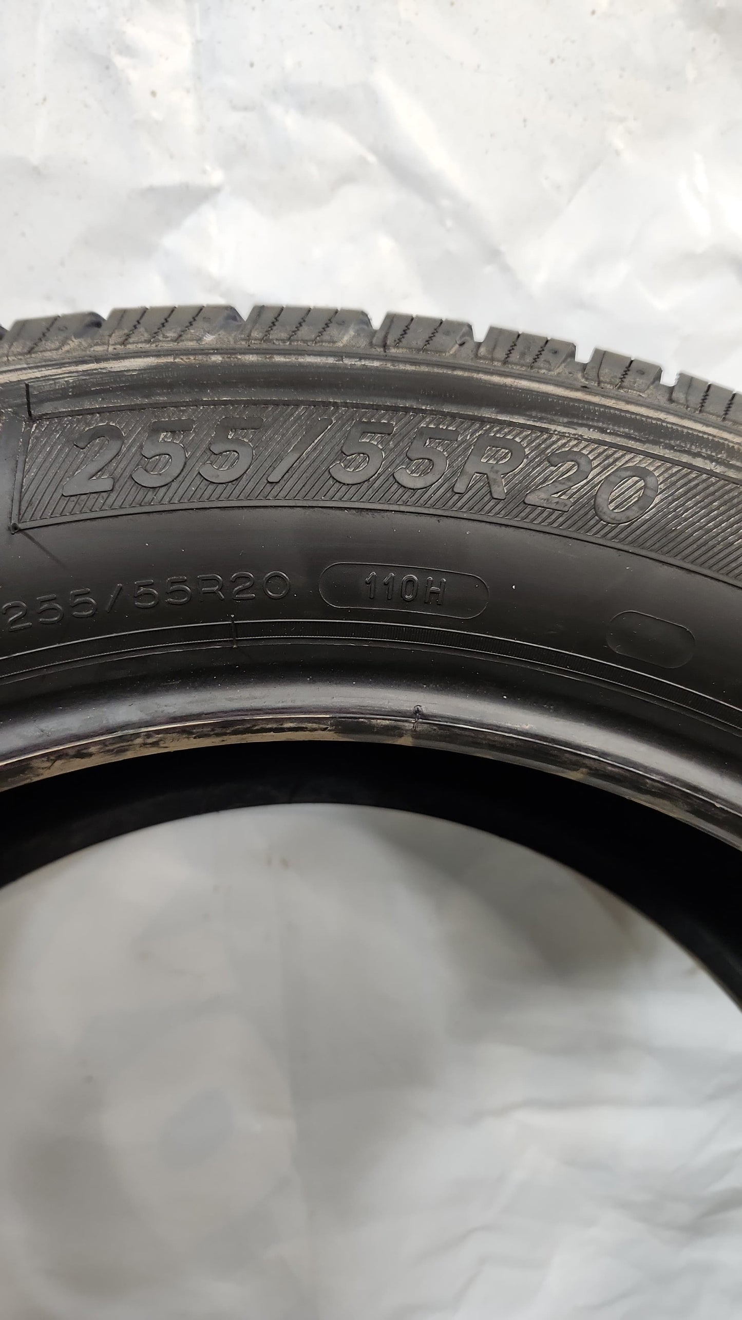 Used Tire - 255/55R20 Michelin Defender LTX M/S 7/32