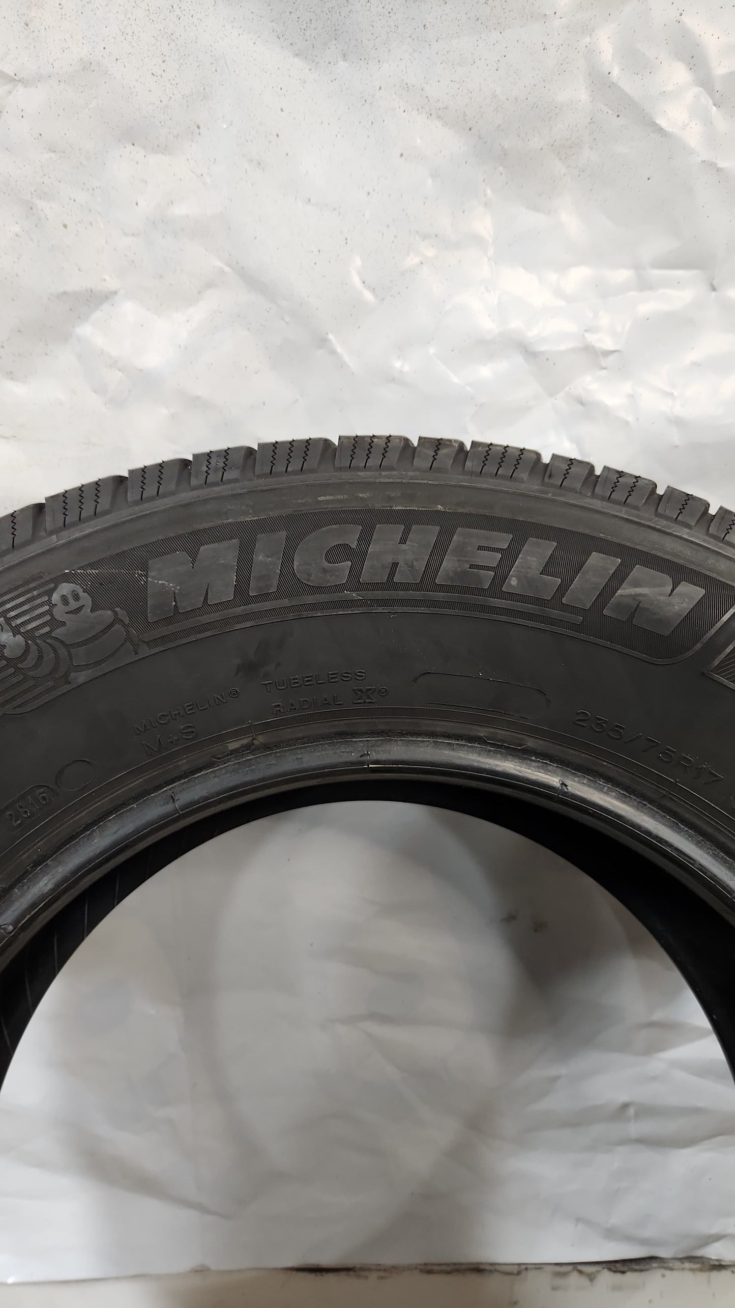 Used Tire - 235/75R17 Michelin Defender LTX M/S