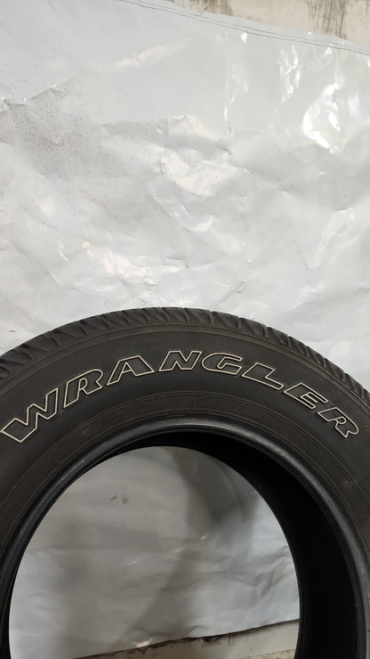 Used Tire - 255/75R17 Goodyear Wrangler SR-A