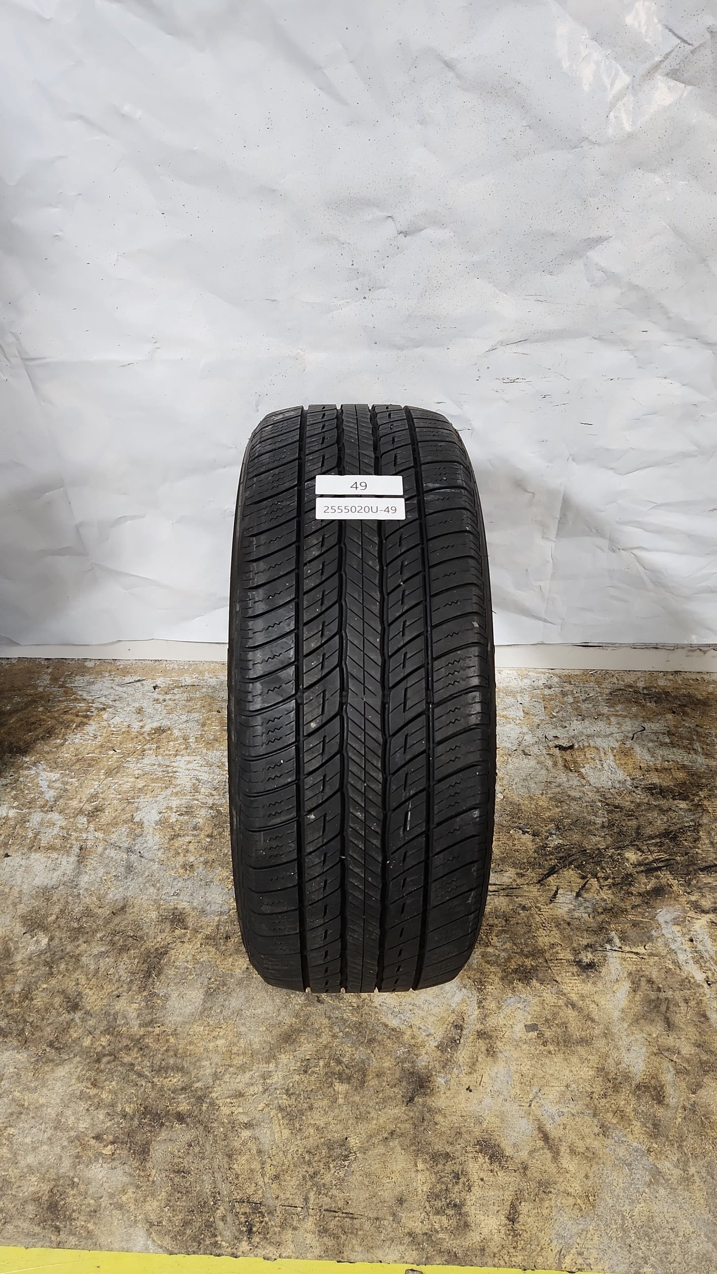 Used Tire - 255/55R20 Uniroyal Tiger Paw Touring A/S