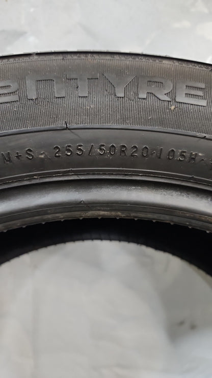 Used Tire - 255/55R20 Nokian Tyres eNTYRE C/S