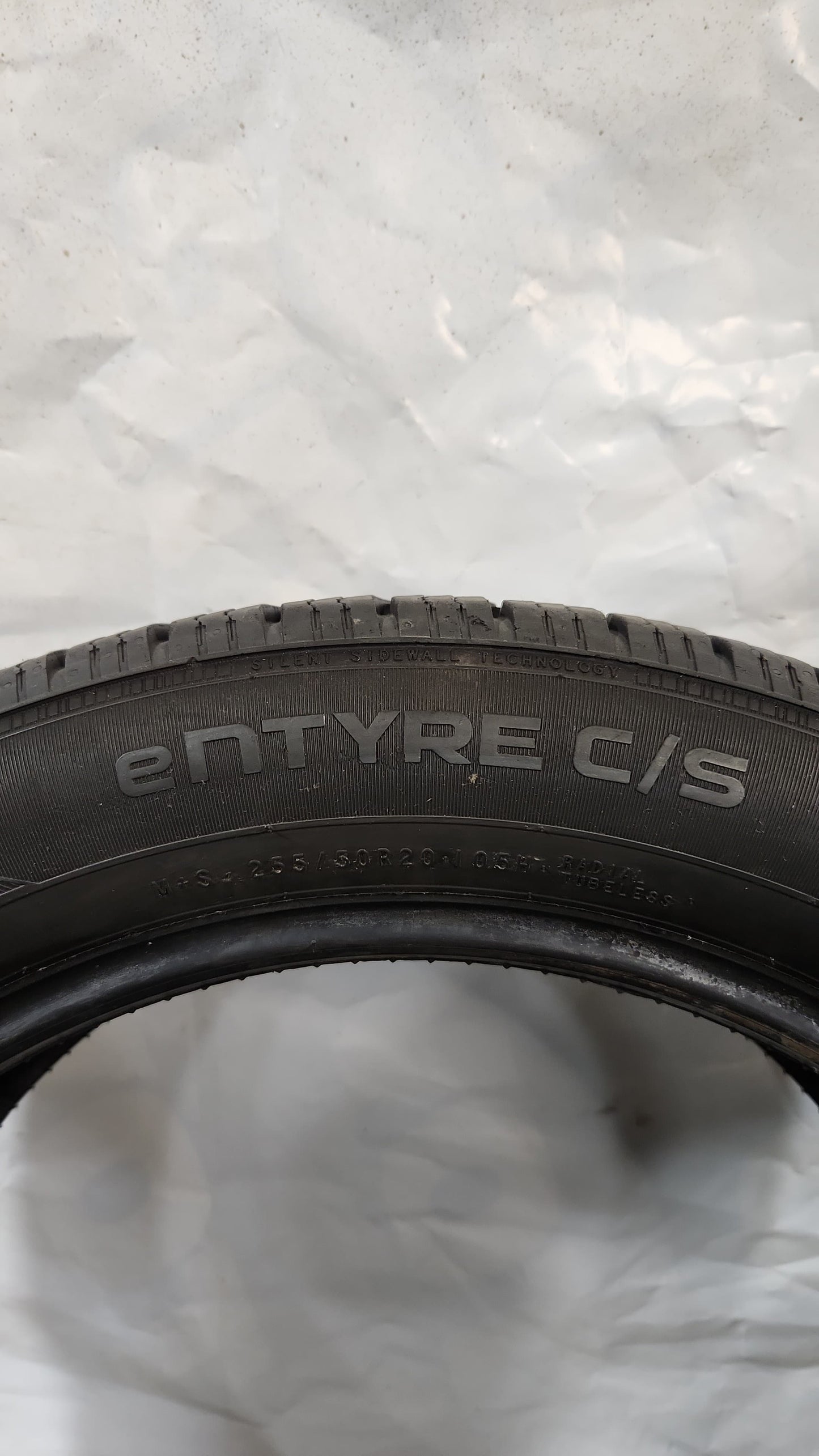Used Tire - 255/55R20 Nokian Tyres eNTYRE C/S