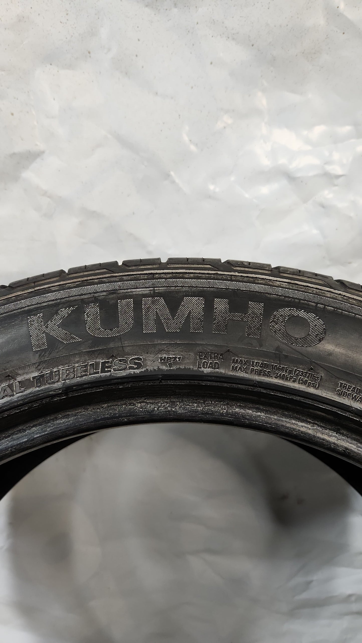 Used Tire - 275/45R20 Kumho Crugen HP71