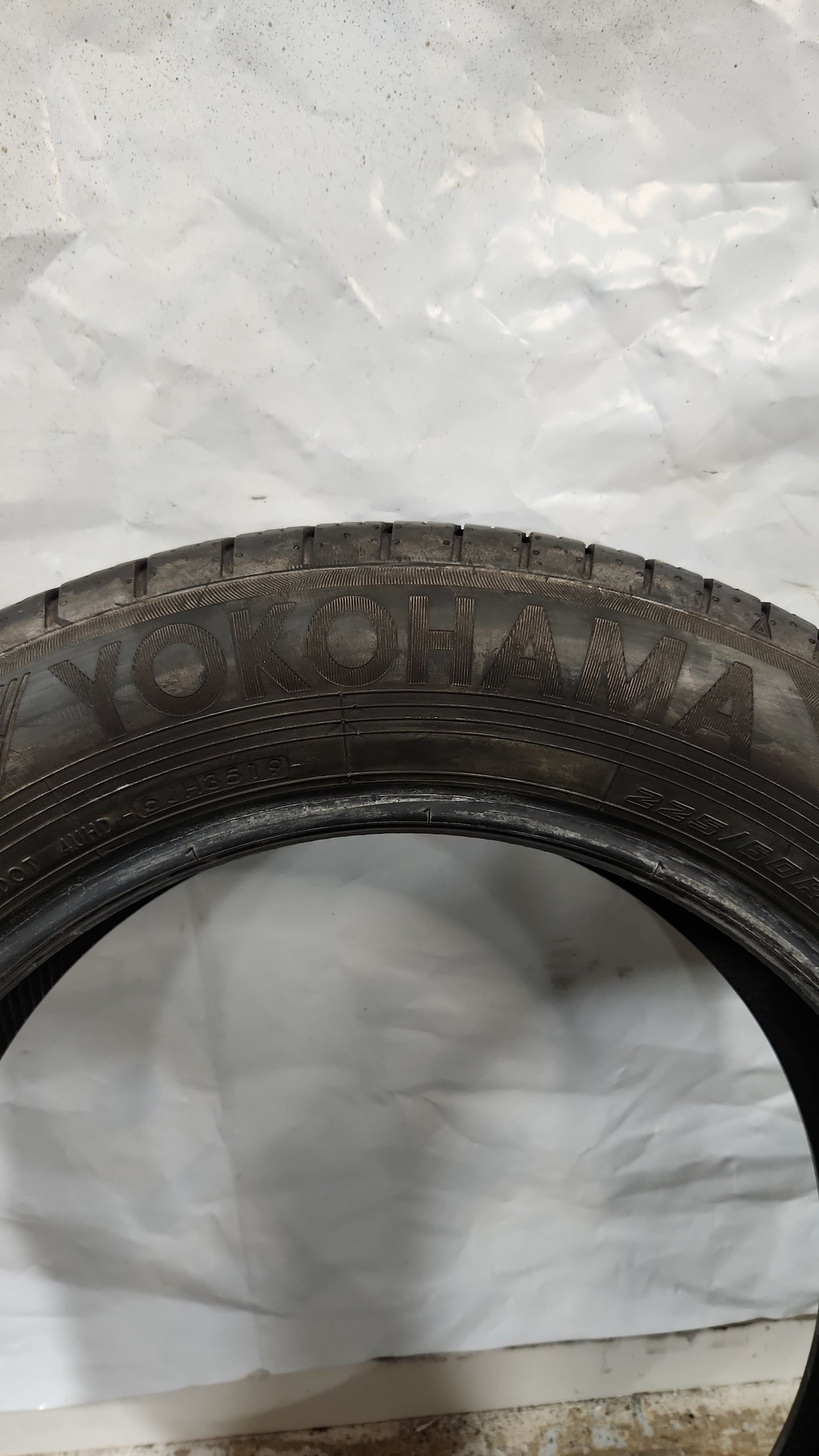 Set of 2 - 225/60R18 Yokohama AVID GT BluEarth - Used Tires
