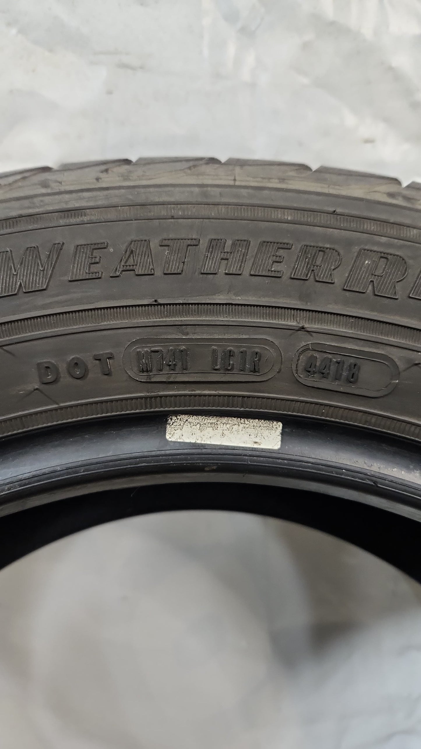 Used Tire - 225/60R17 Goodyear Assurance WeatherReady2