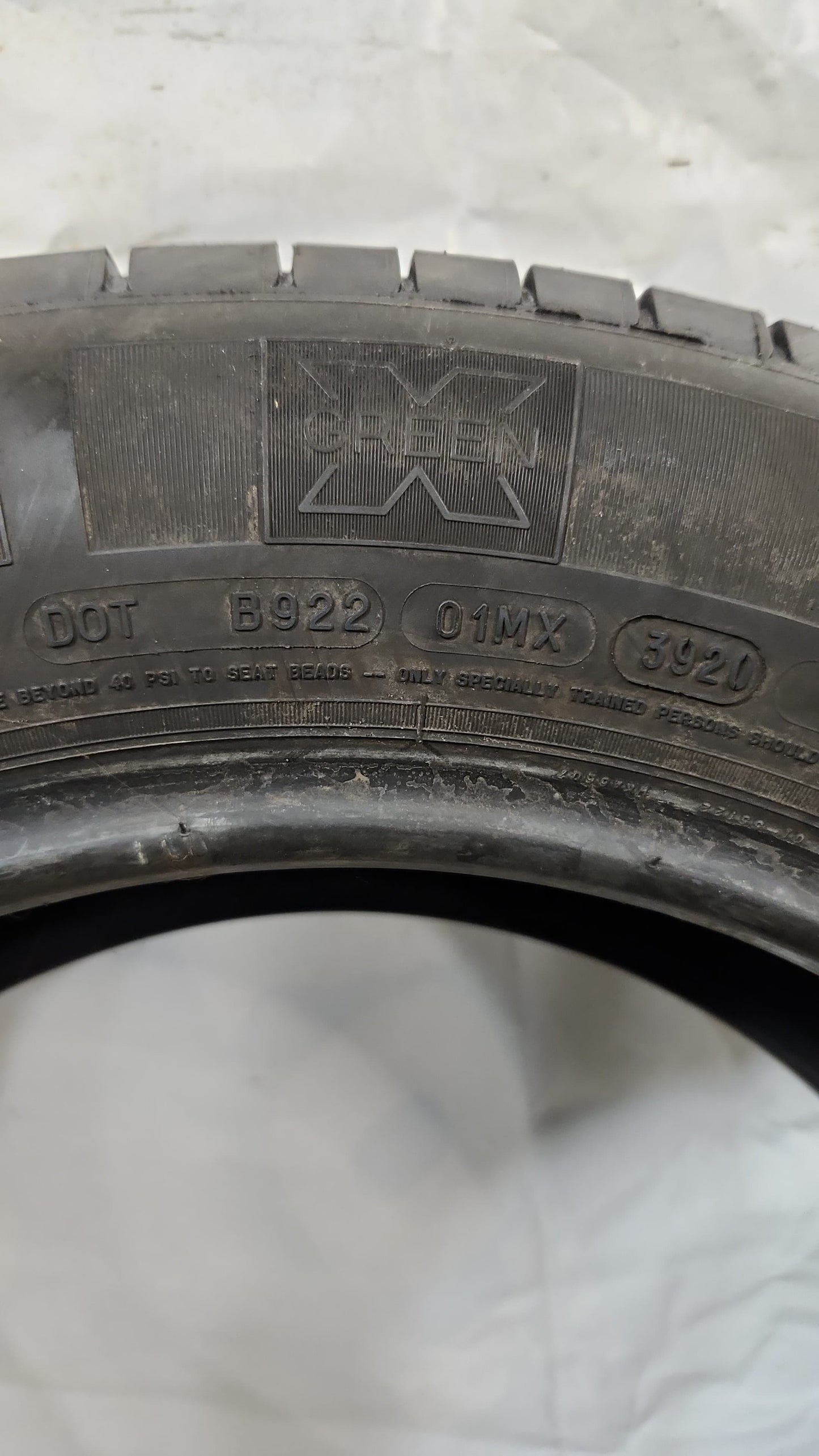 Used Tire - 215/65R17 Michelin Energy Saver A/S