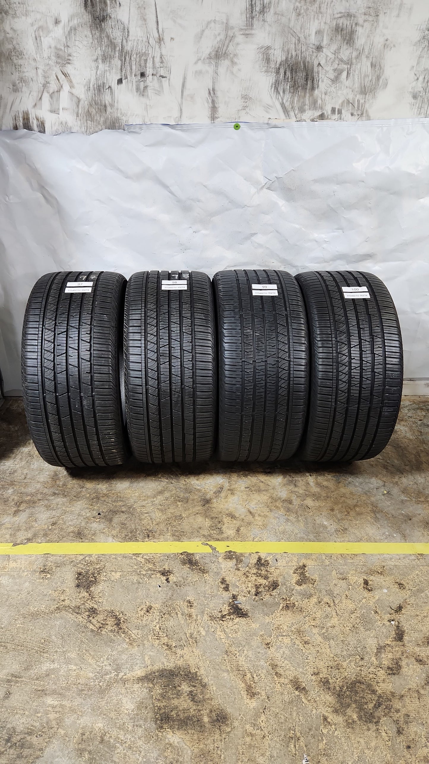 Set of 4 - 315/40R21 Continental Cross Contact LXSport - Used Tires