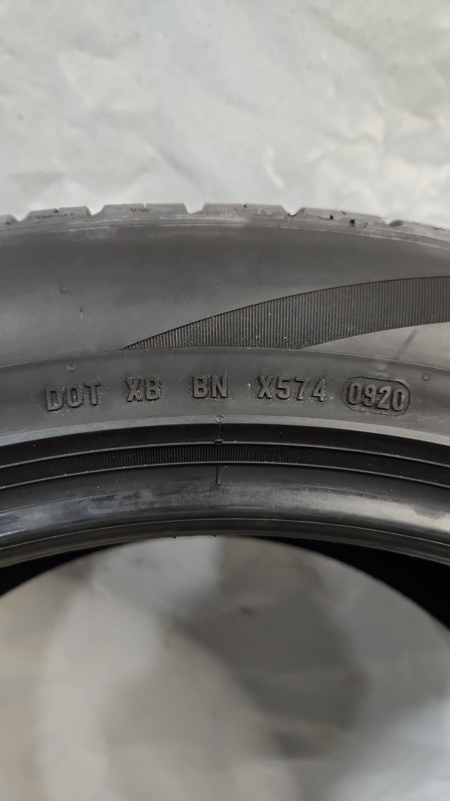 Used Tire - 315/40R21 Pirelli Scorpion Zero All Season