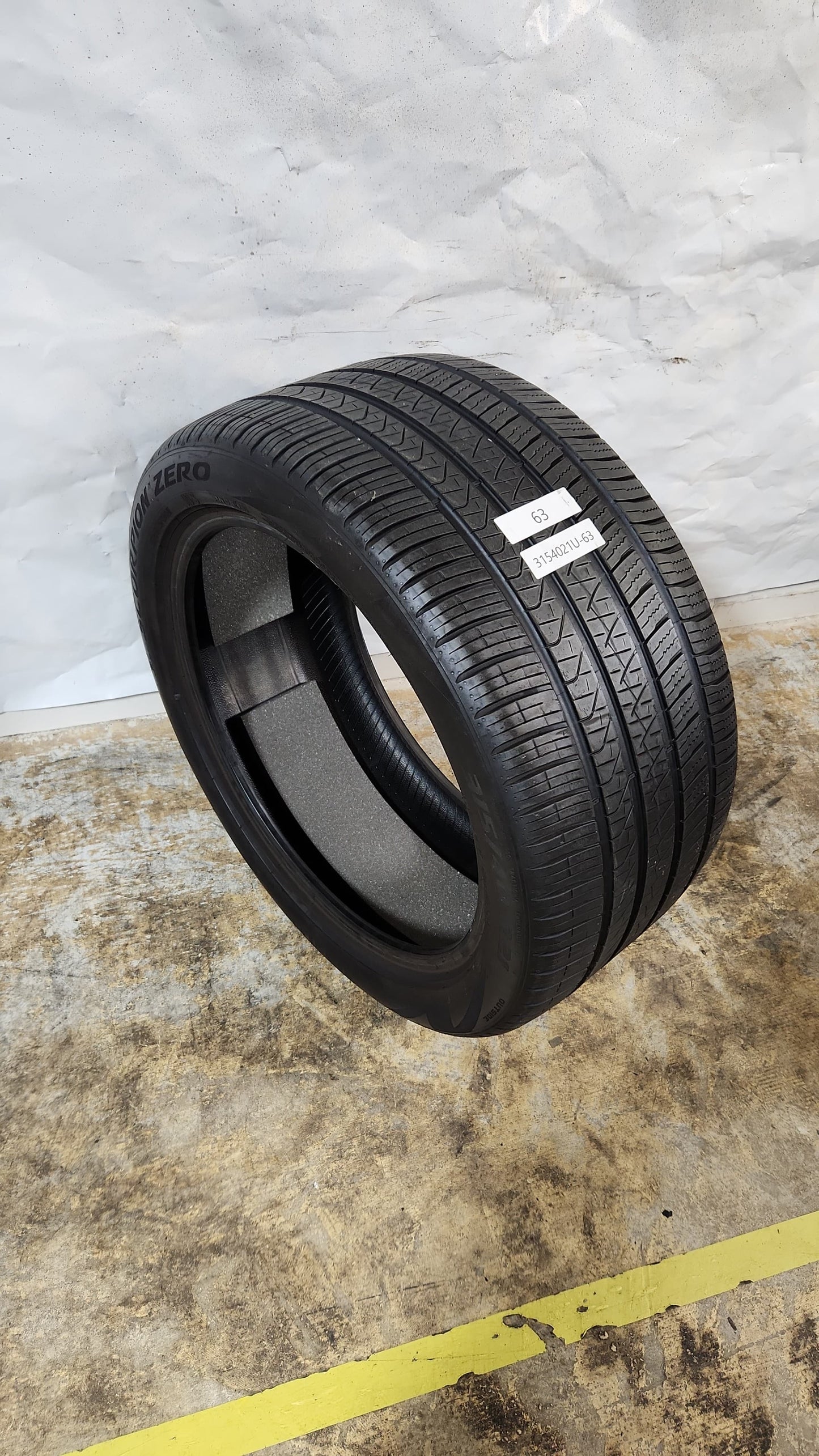 Used Tire - 315/40R21 Pirelli Scorpion Zero All Season