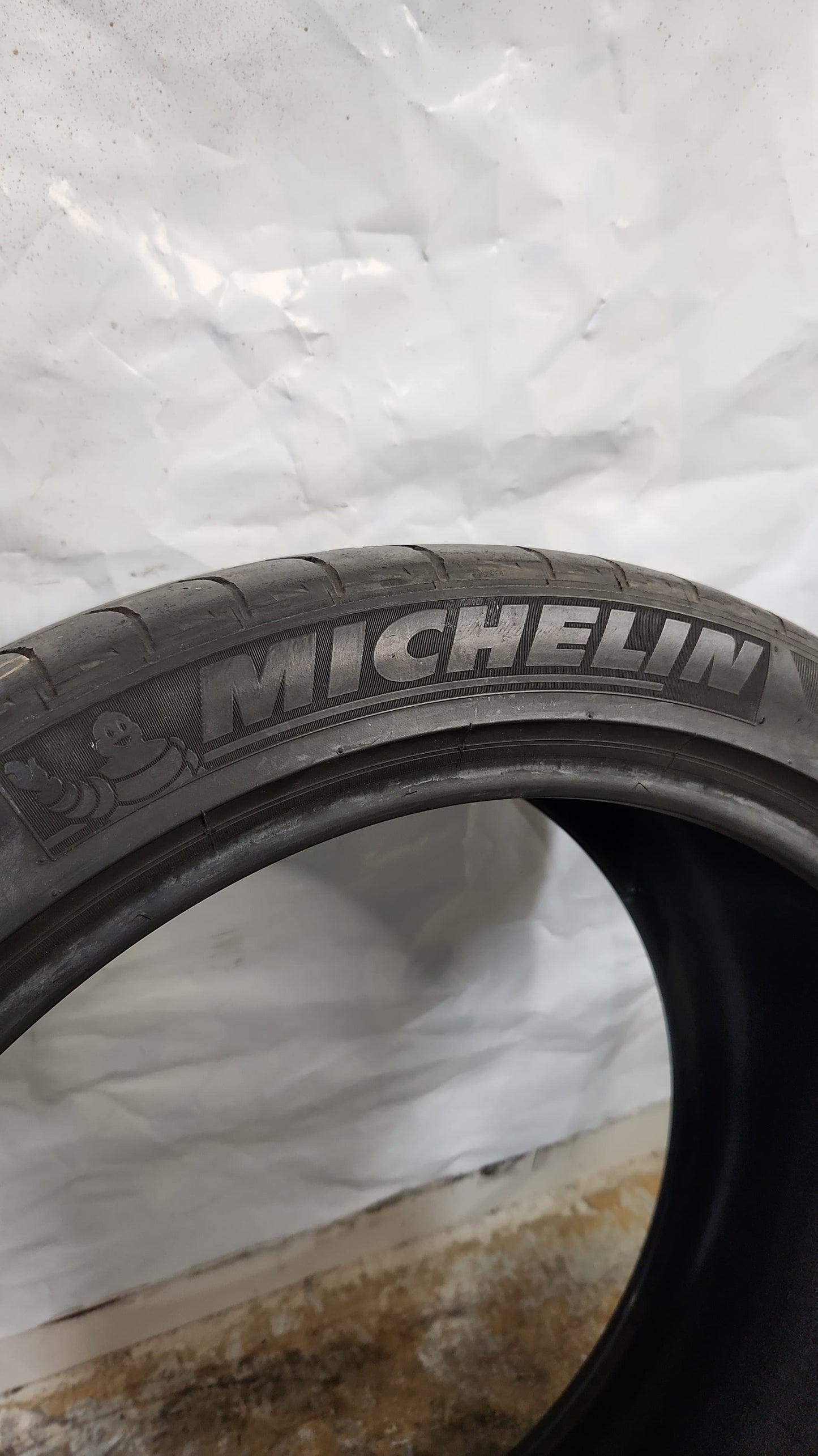 Set of 2 - 295/35R21 Michelin Latitude Sport - Used Tires