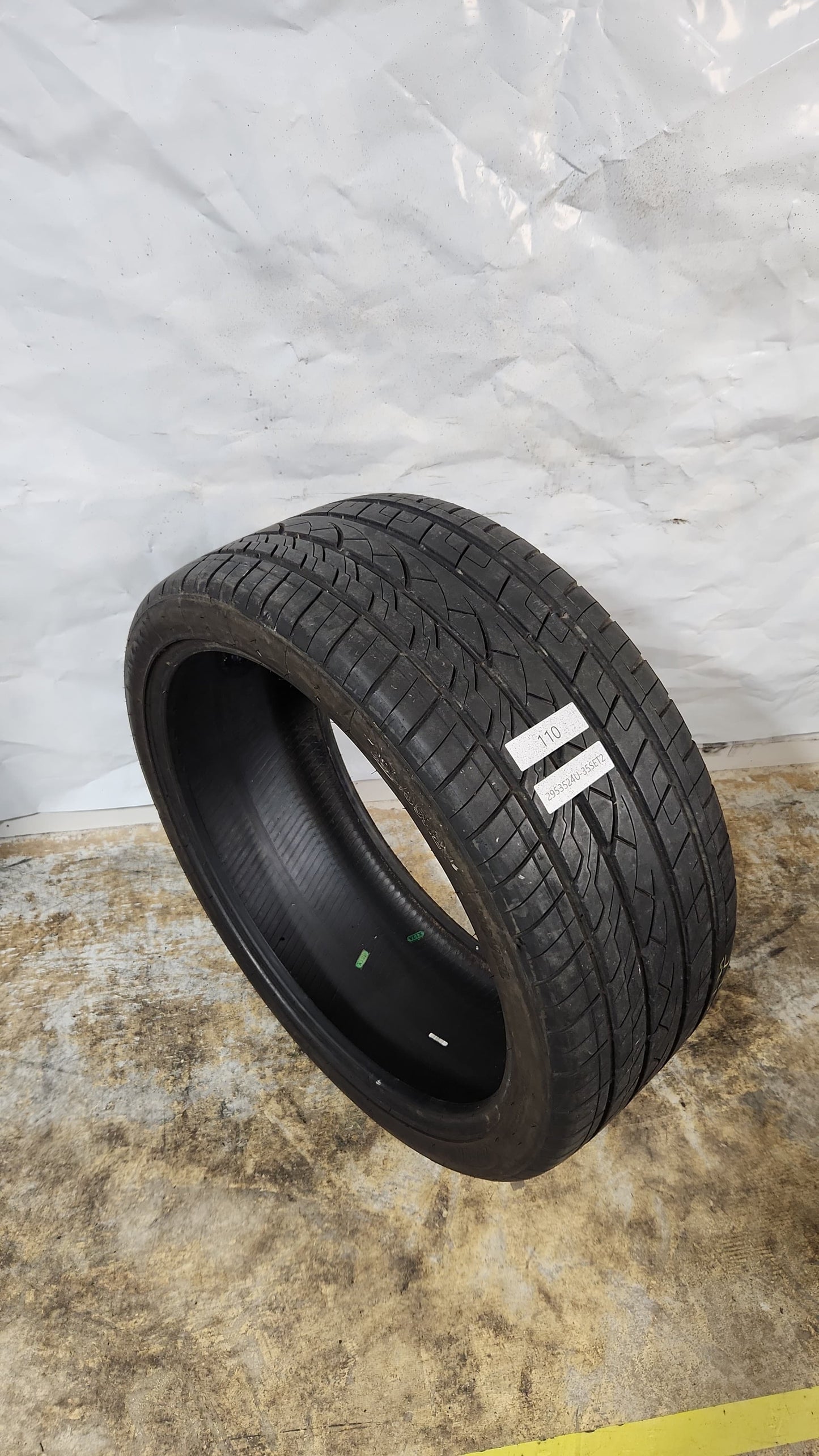 Set of 2 - 295/35R24 Durun M626 - Used Tires