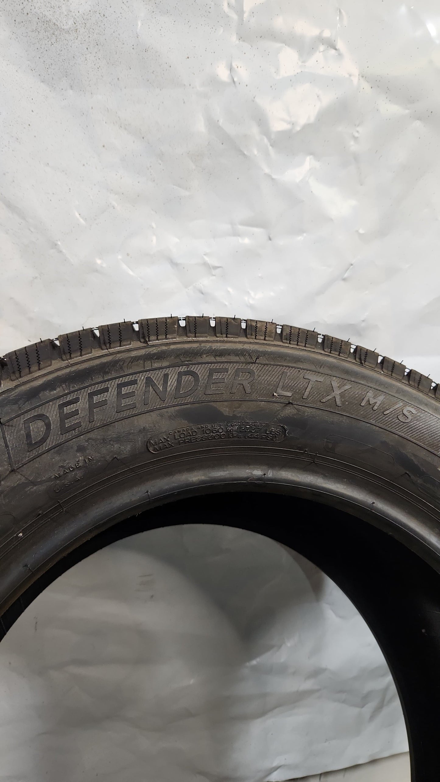 Set of 2 - 265/60R18 Michelin Defender LTX M/S - Used Tires
