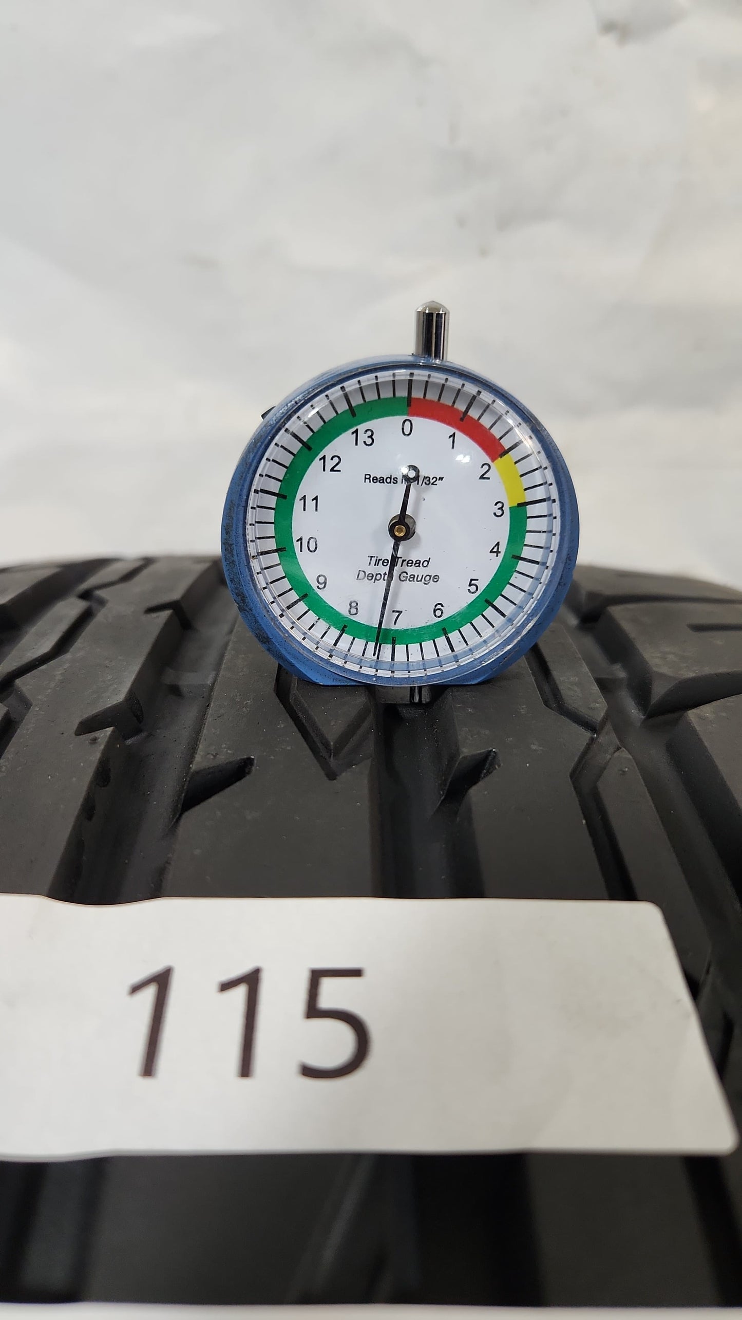 Set of 2 - 255/30R22 Zenna Argus UHP 7/32 - Used Tires