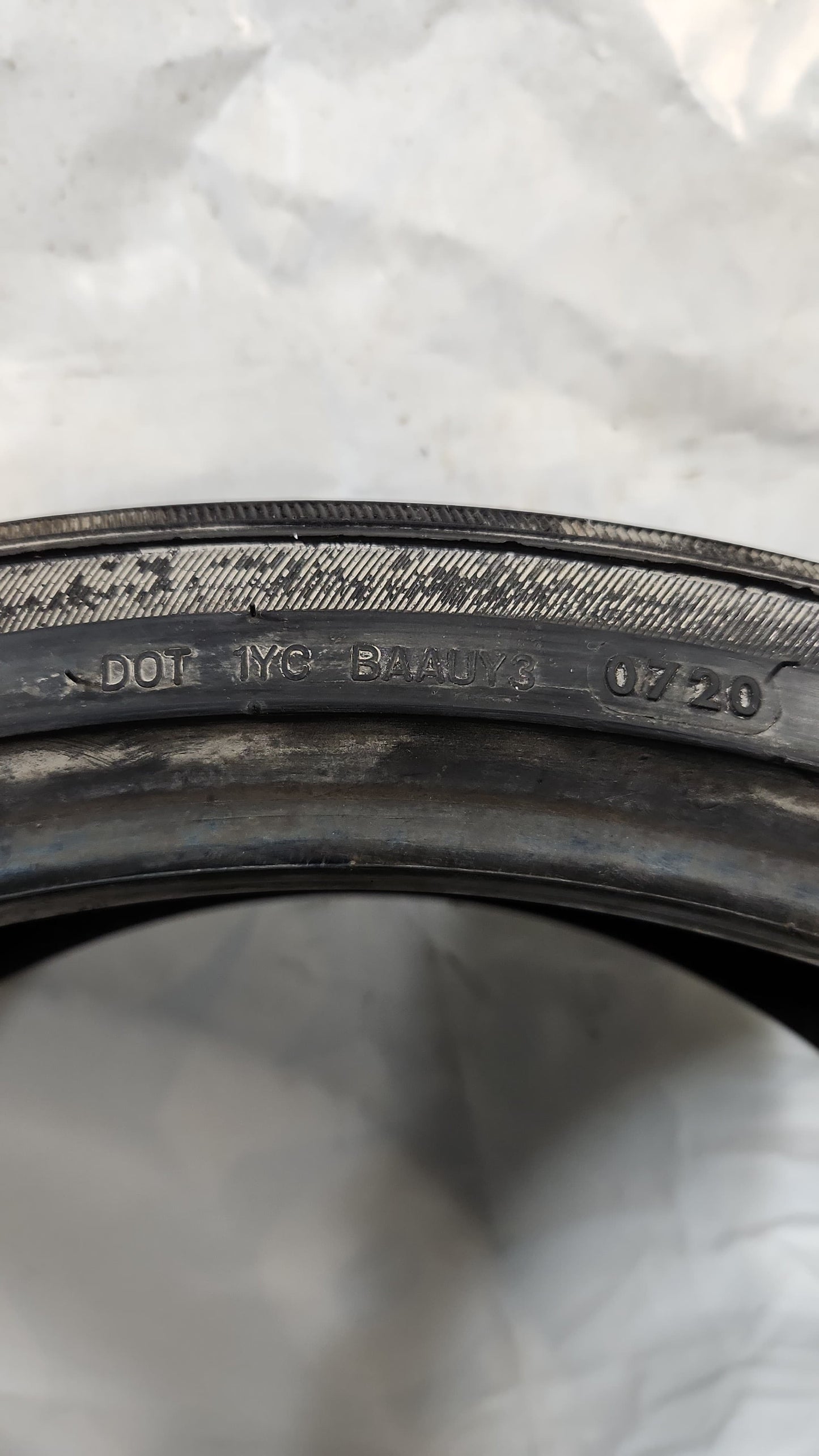 Set of 2 - 255/30R22 Zenna Argus UHP 7/32 - Used Tires