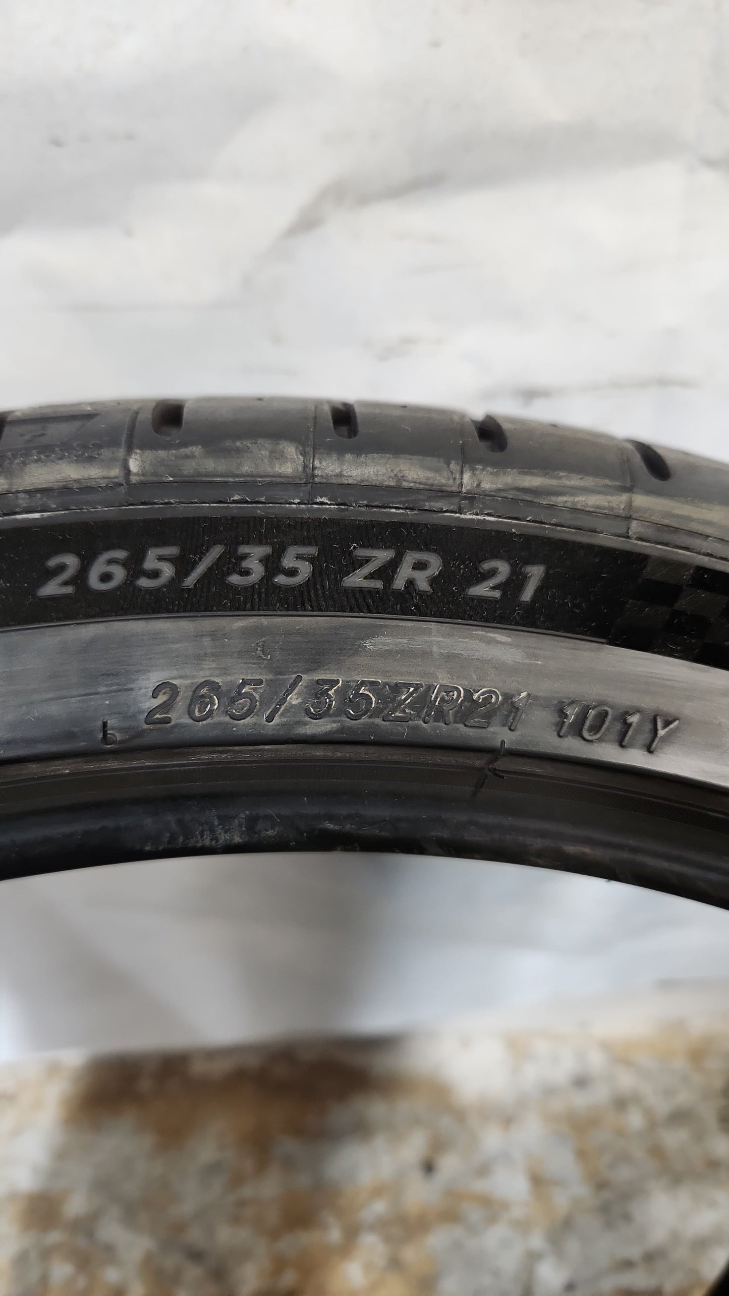 Used Tire - 265/35R21 Michelin Pilot Sport All Season 4
