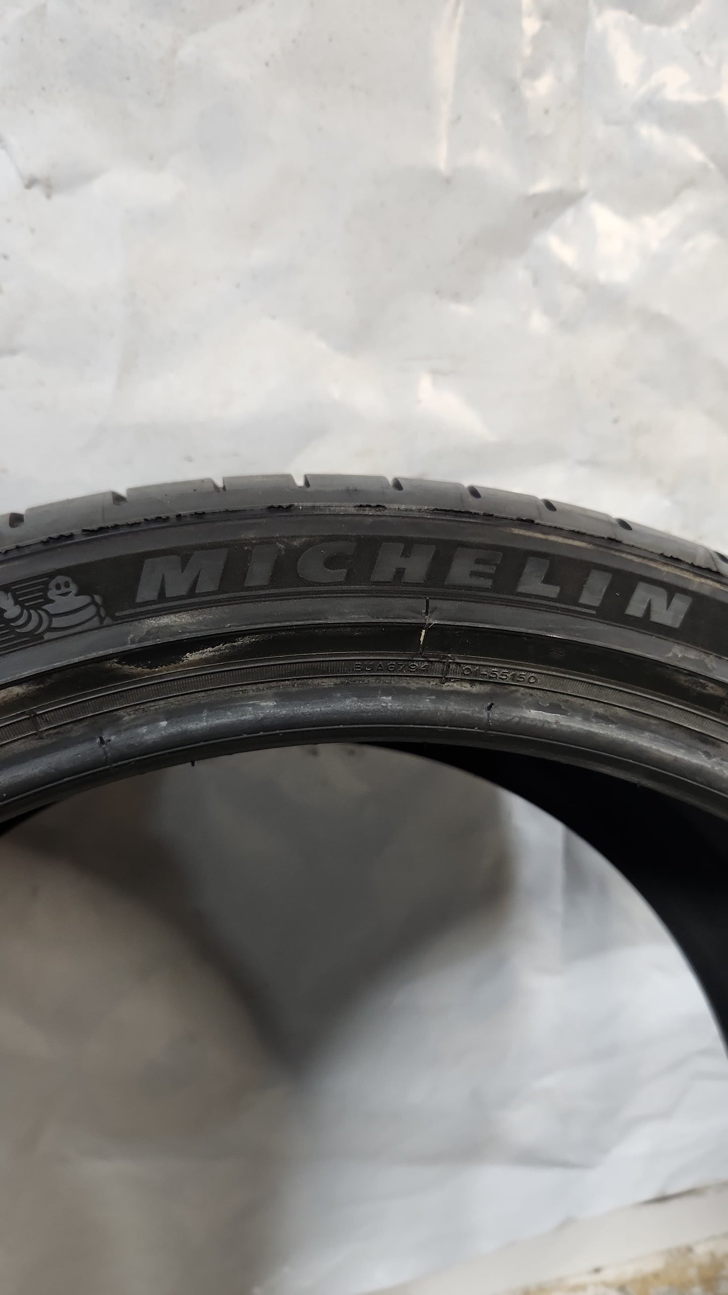 Used Tire - 275/35R21 Michelin Pilot Sport All Season 4
