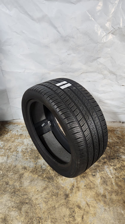 Set of 2 - 315/40R21 Pirelli Scorpion Zero All Season - Used Tires