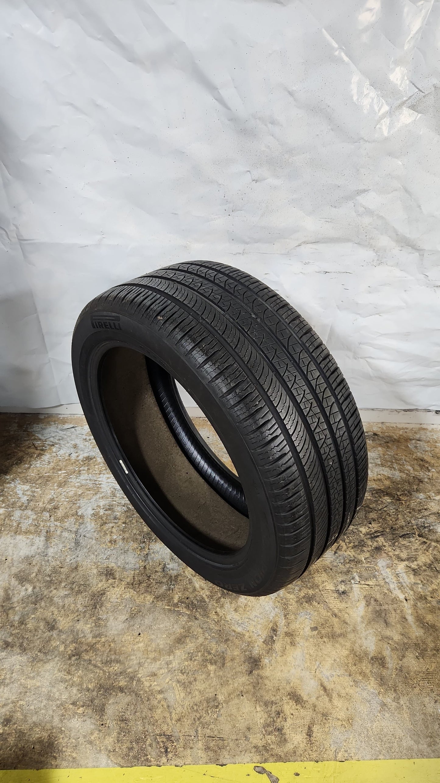 Set of 2 - 275/45R21 Pirelli Scorpion Zero All Season - Used Tires