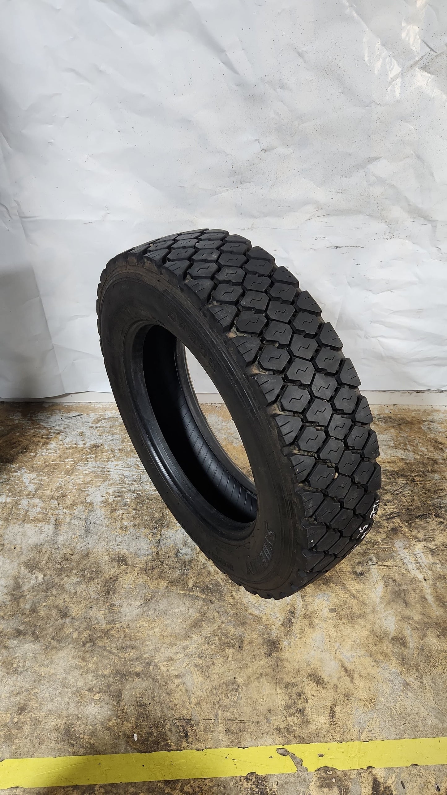 Set of 2 - 225/70R19.5 Synergy DP800 - Used Tires