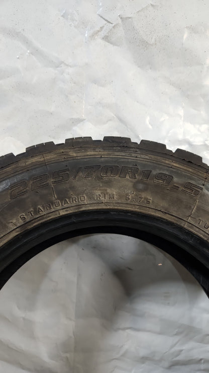 Used Tire - 225/70R19.5 Synergy DP800 7/32