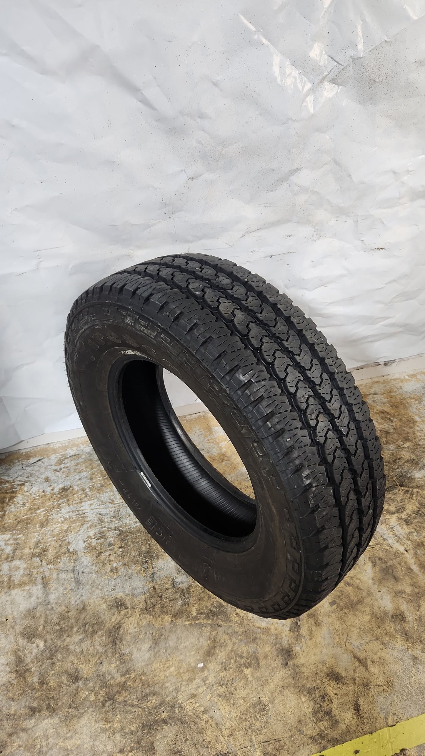 Used Tire - 265/70R18 Firestone Transforce AT2 8/32