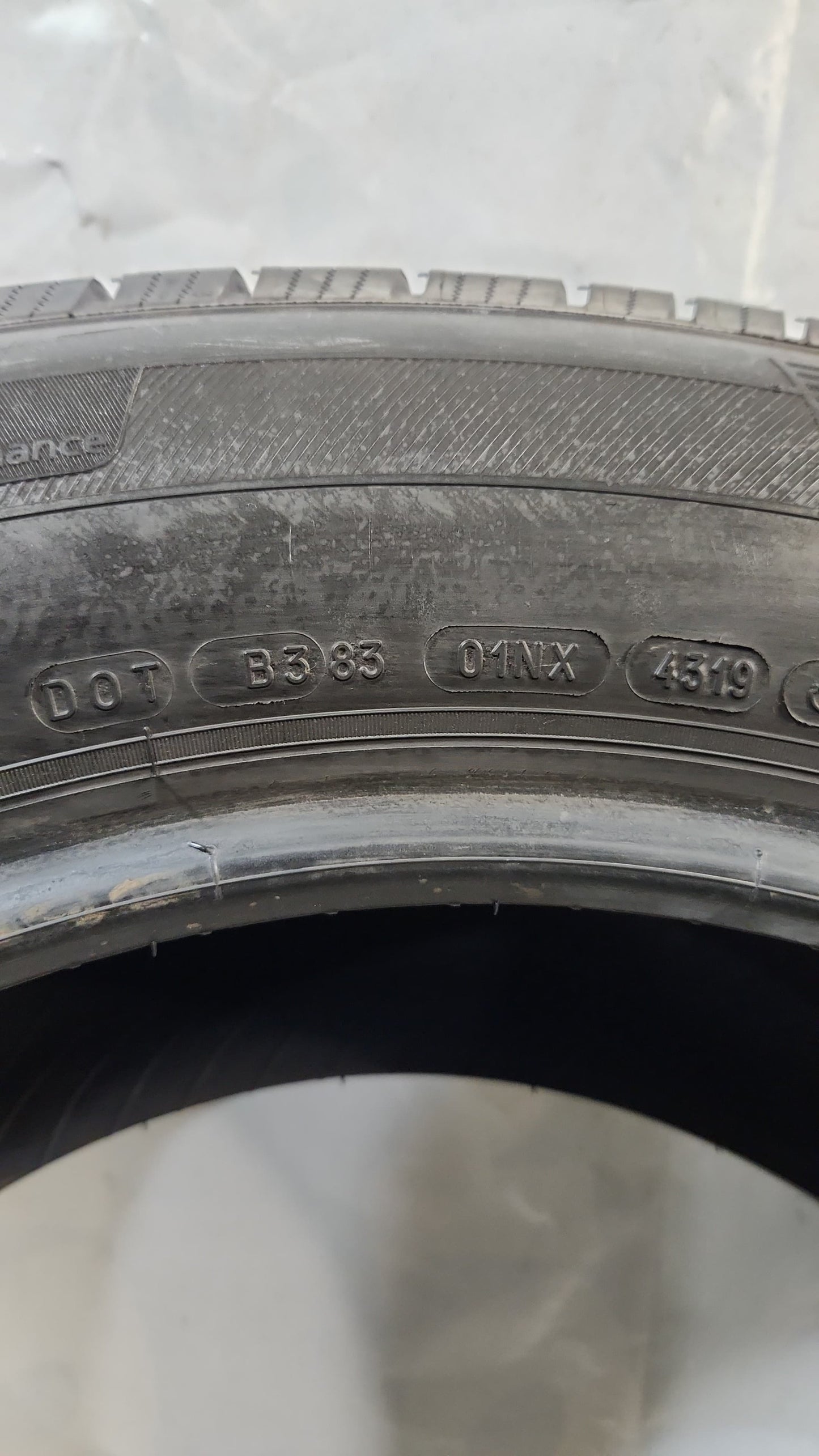 Used Tire - 275/60R20 Michelin Defender LTX M/S