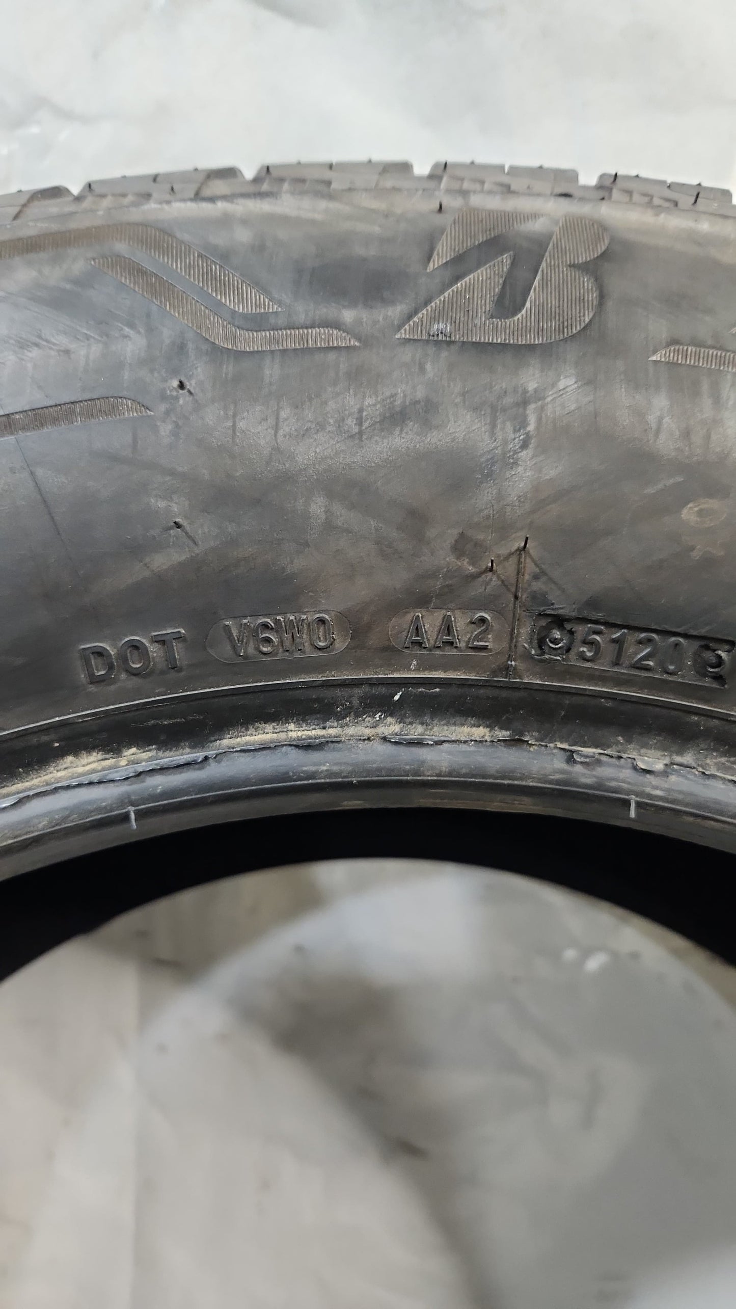 Used Tire - 275/60R20 Bridgestone Alenza A/S 02