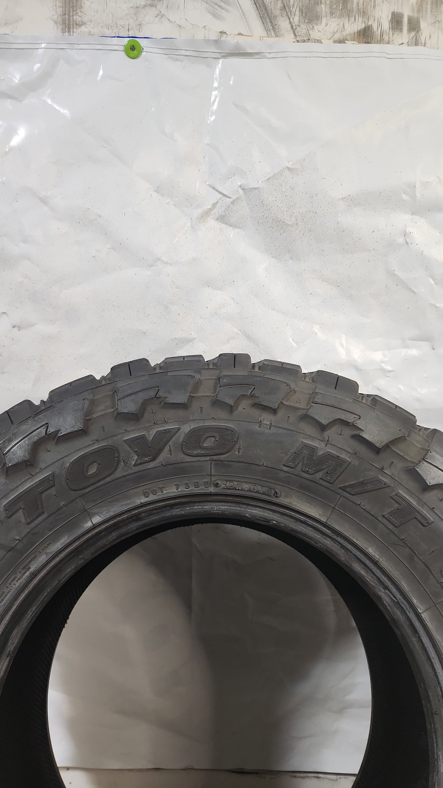 Used Tire - 33X12.50R17 Toyo Open Country M/T