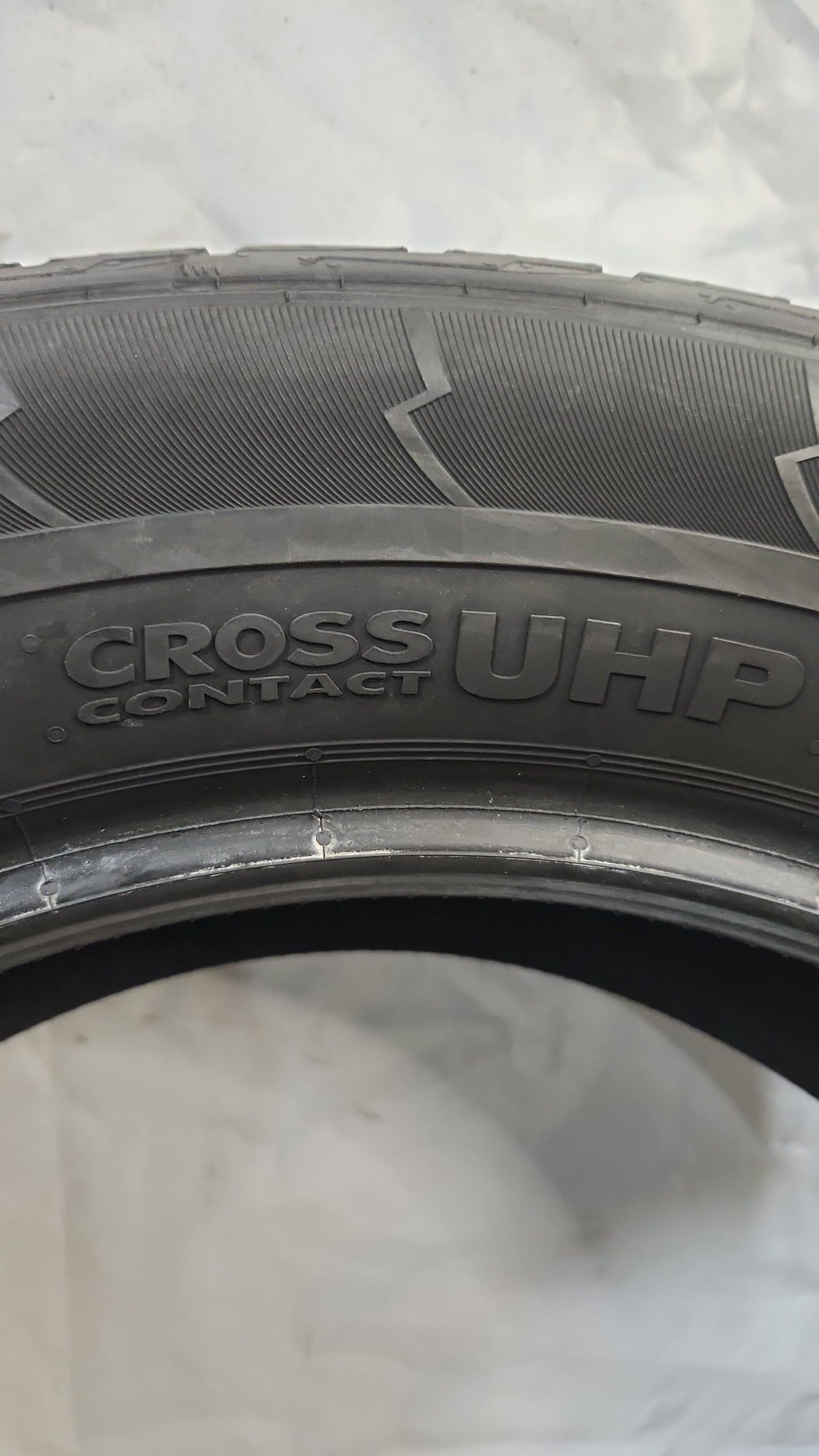 Used Tire - 275/50R20 Continental Cross Contact UHP 7/32