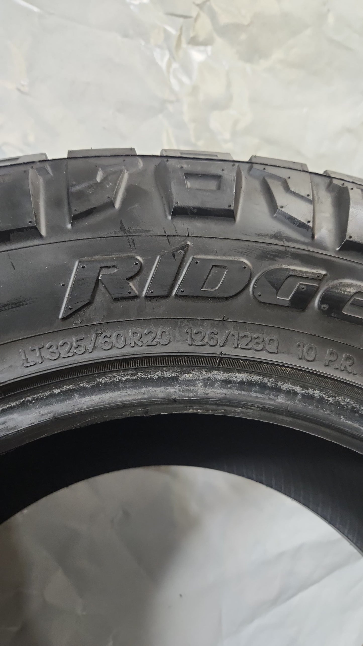 Set of 2 - 325/60R20 Nitto Ridge Grappler - Used Tires