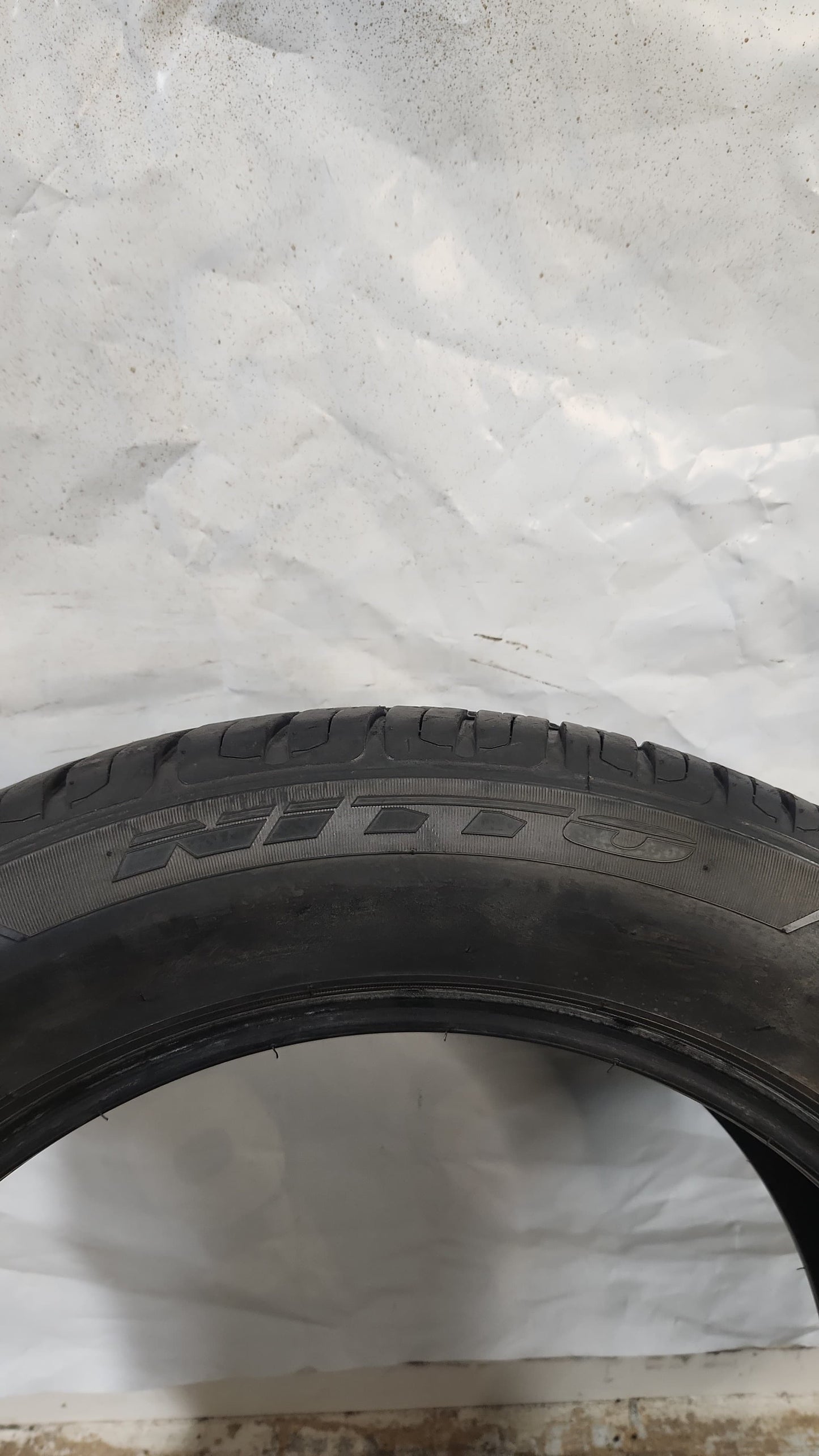 Set of 2 - 275/50R20 Nitto NT421Q - Used Tires