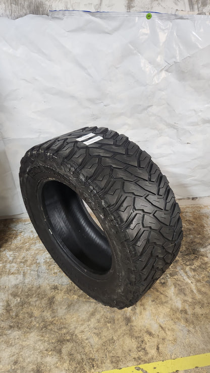 Used Tire - 35X13.50R20 Venom Power Terra Hunter M/T