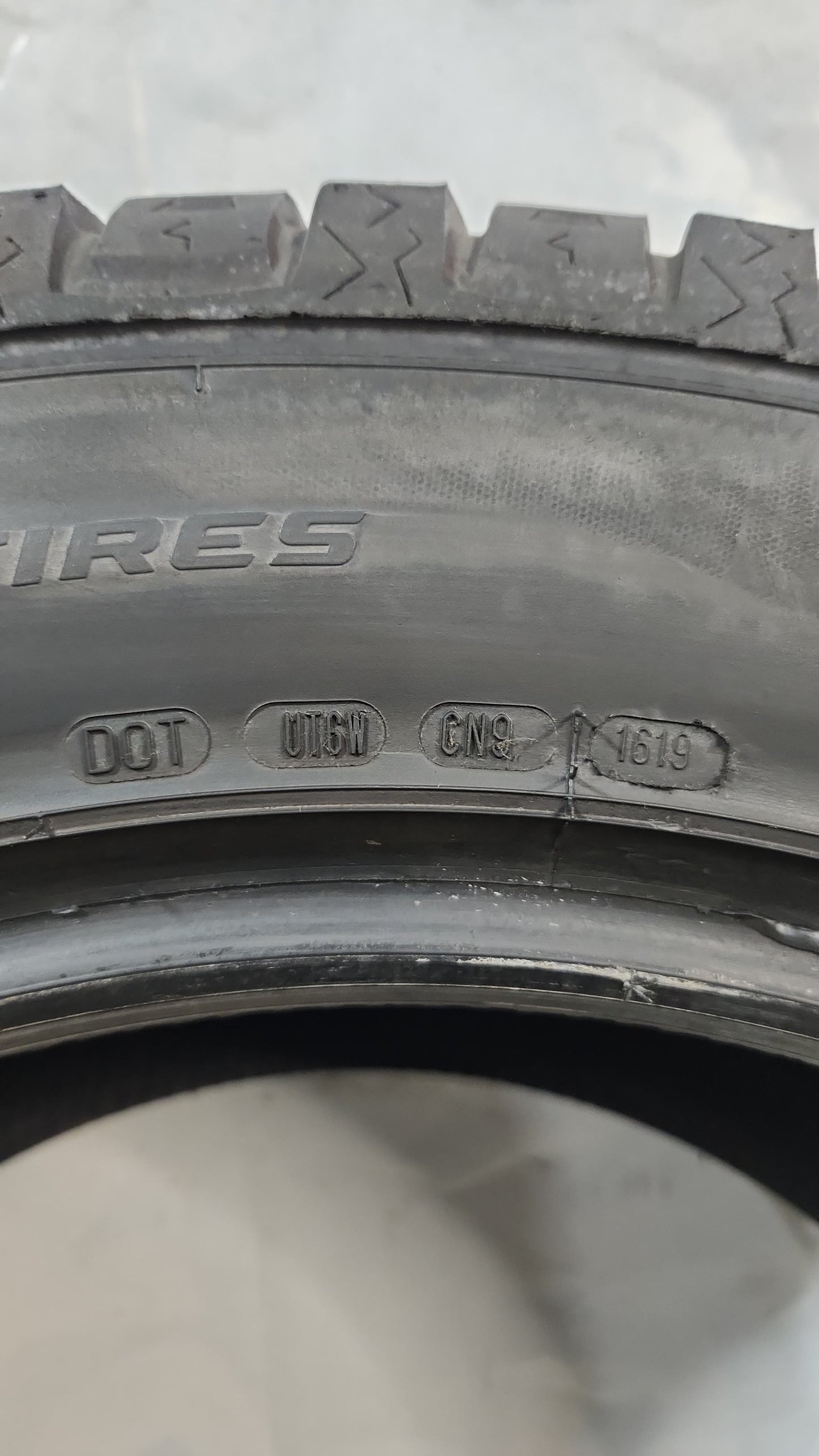 Used Tire - 305/50R20 Cooper Zeon LTZ 7/32