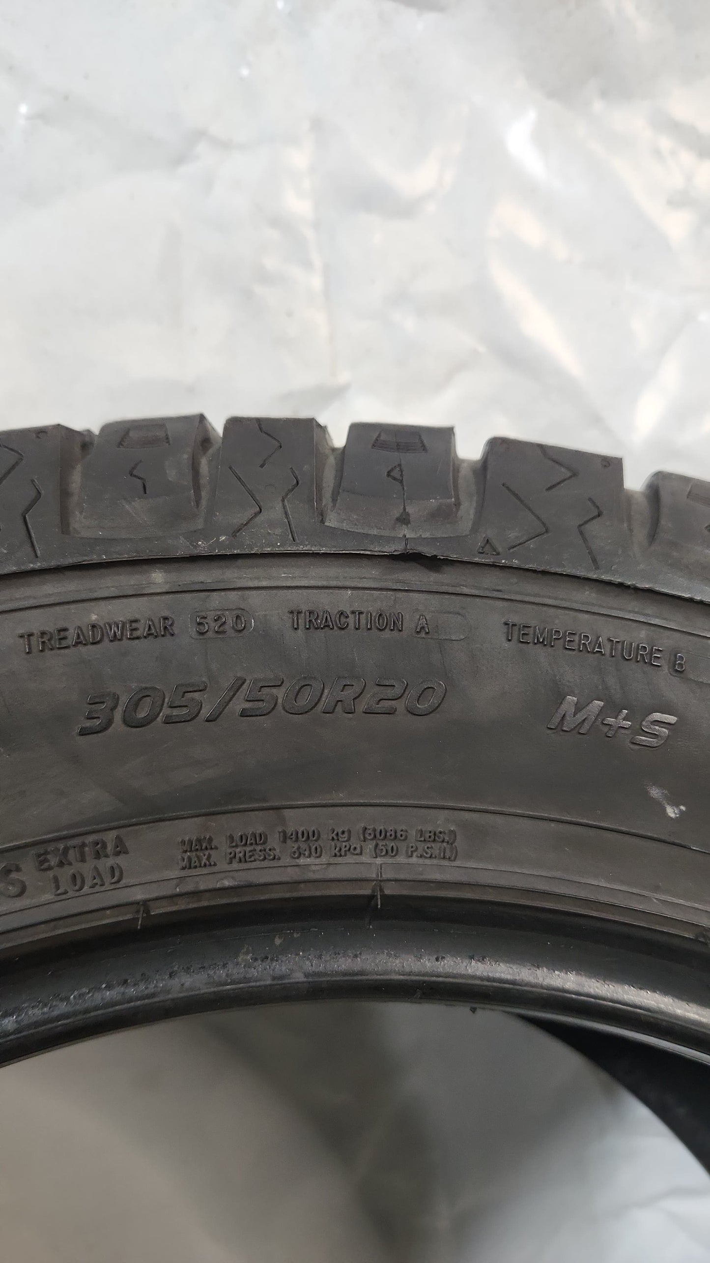 Used Tire - 305/50R20 Cooper Zeon LTZ 7/32