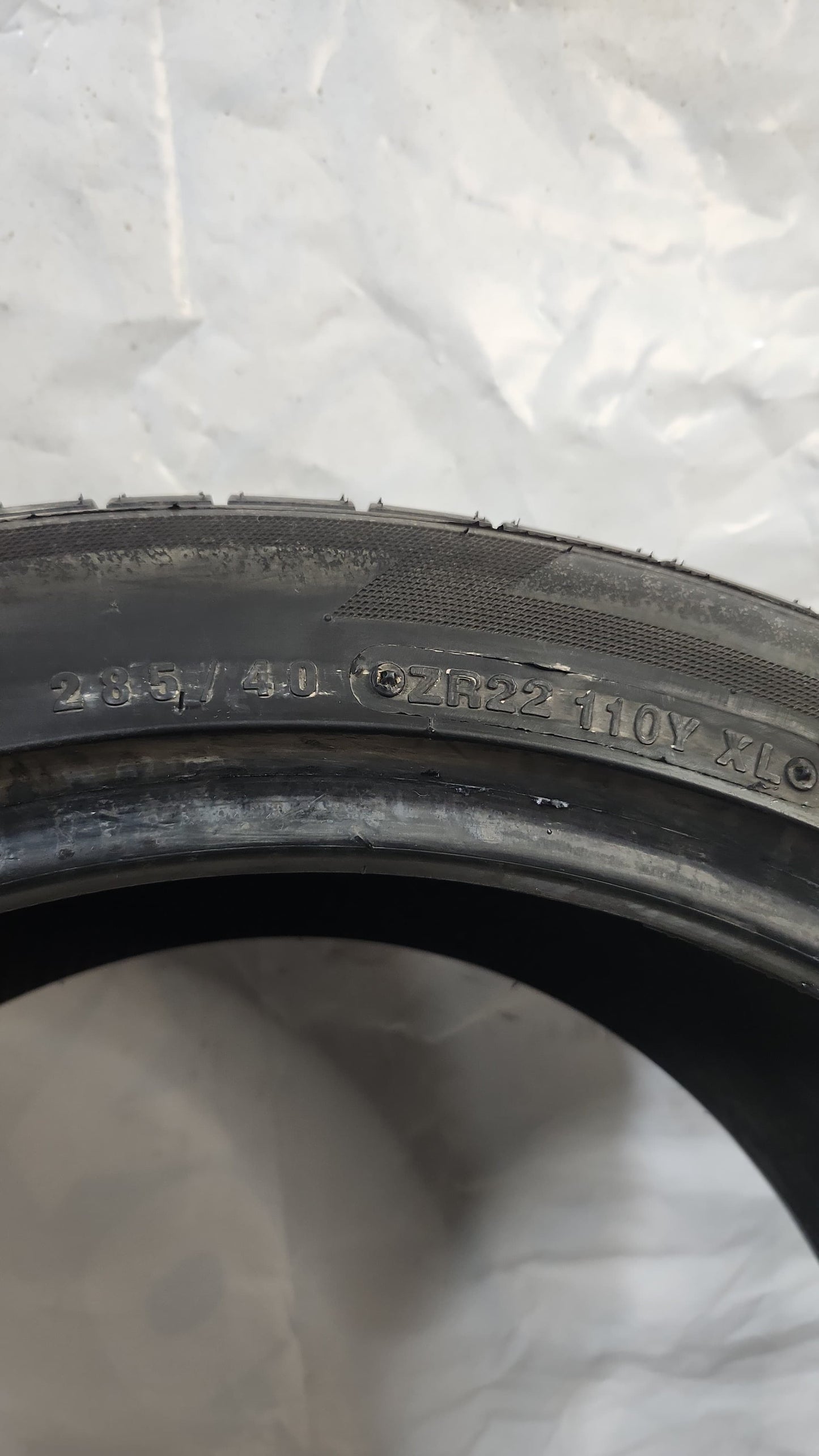 Used Tire - 285/40R22 Accelera IOTA-ST68