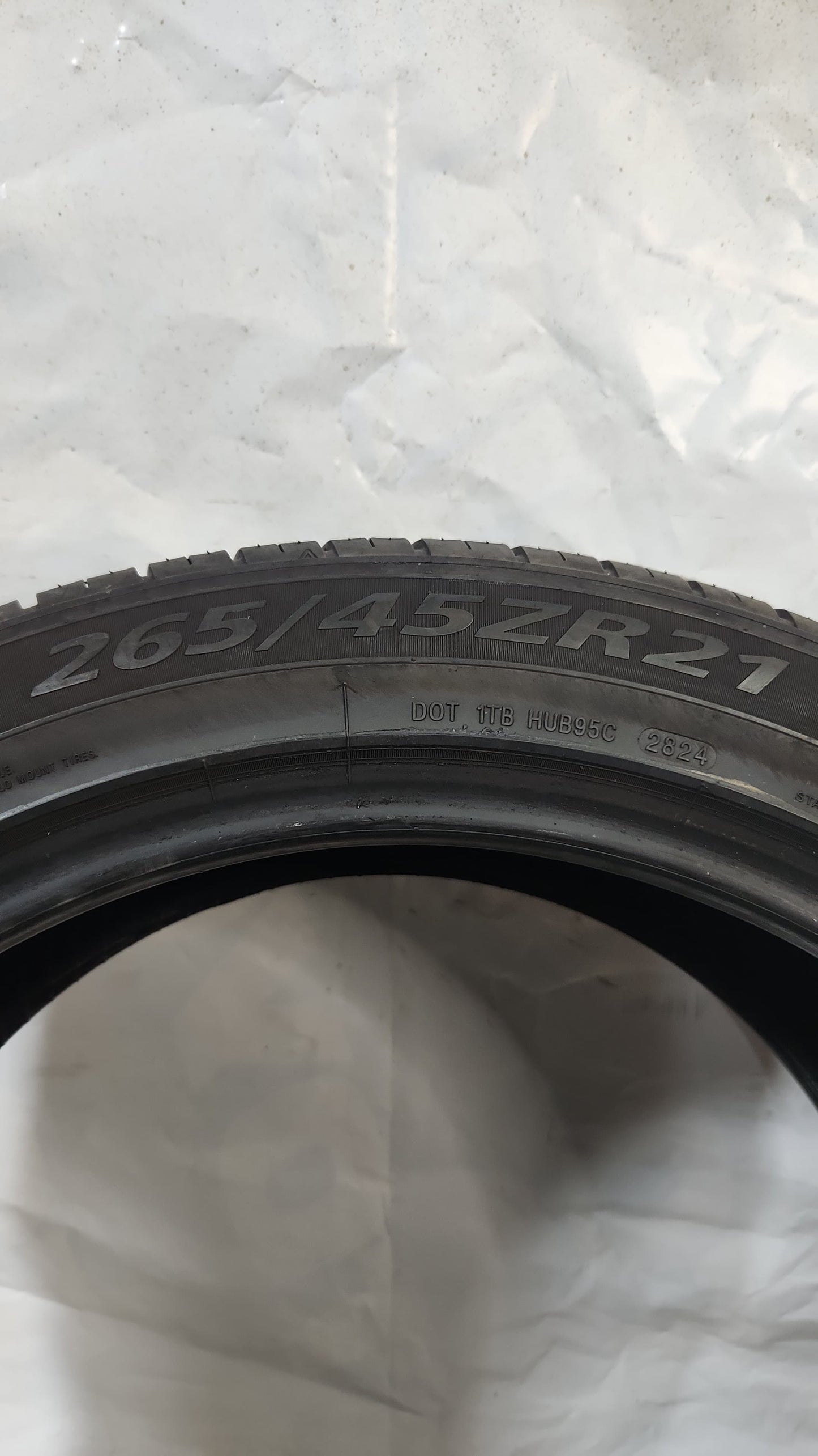 Set of 2 - 265/45R21 Lexani LX-Twenty - Used Tires