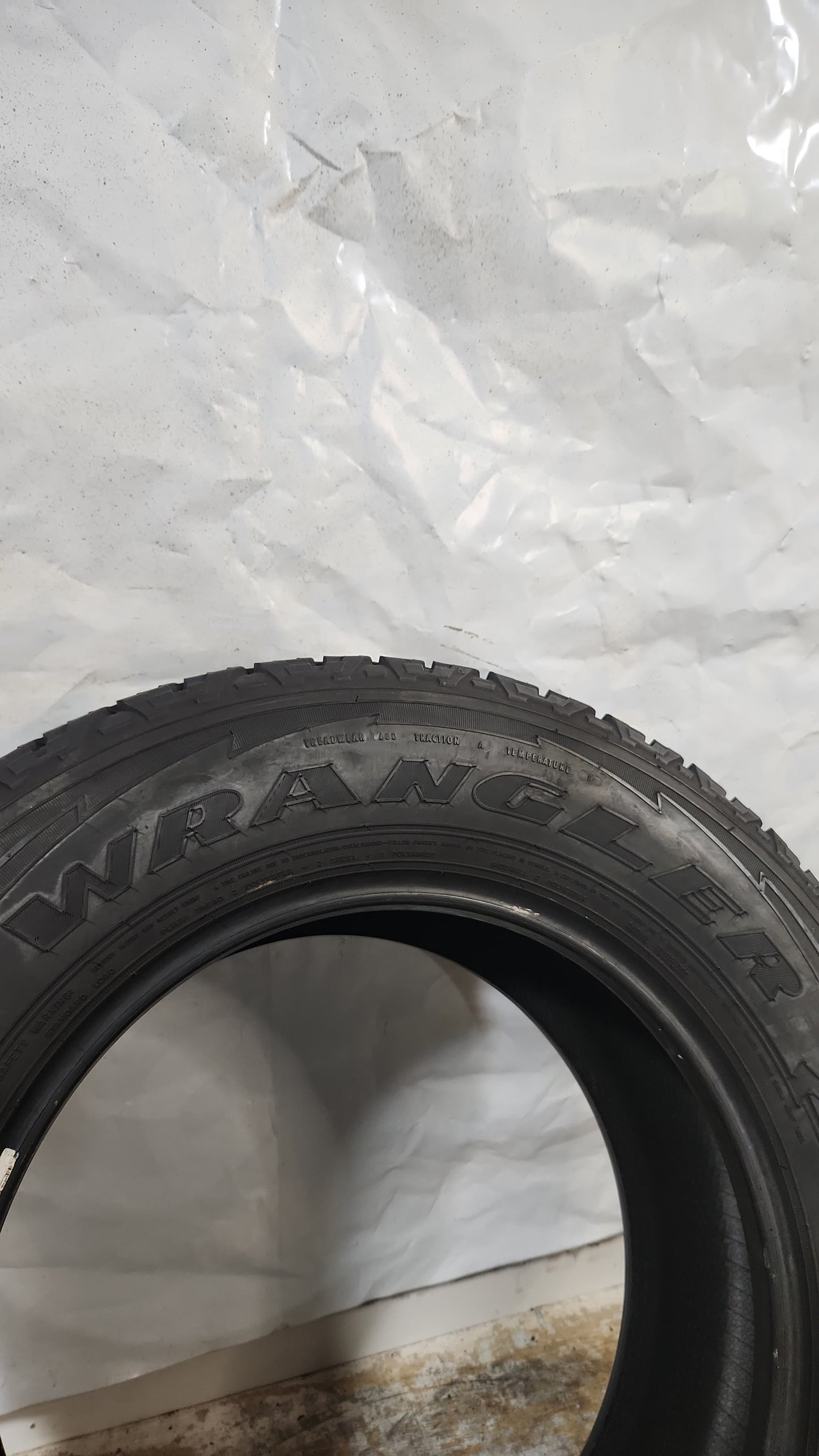 Used Tire - 255/65R17 Goodyear Wrangler All-Terrain Adventure Kevlar