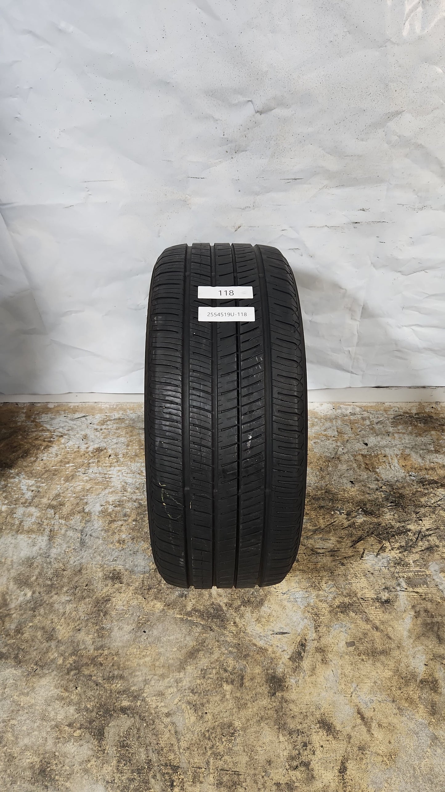 Used Tire - 255/40R19 Yokohama Avid Ascend GT
