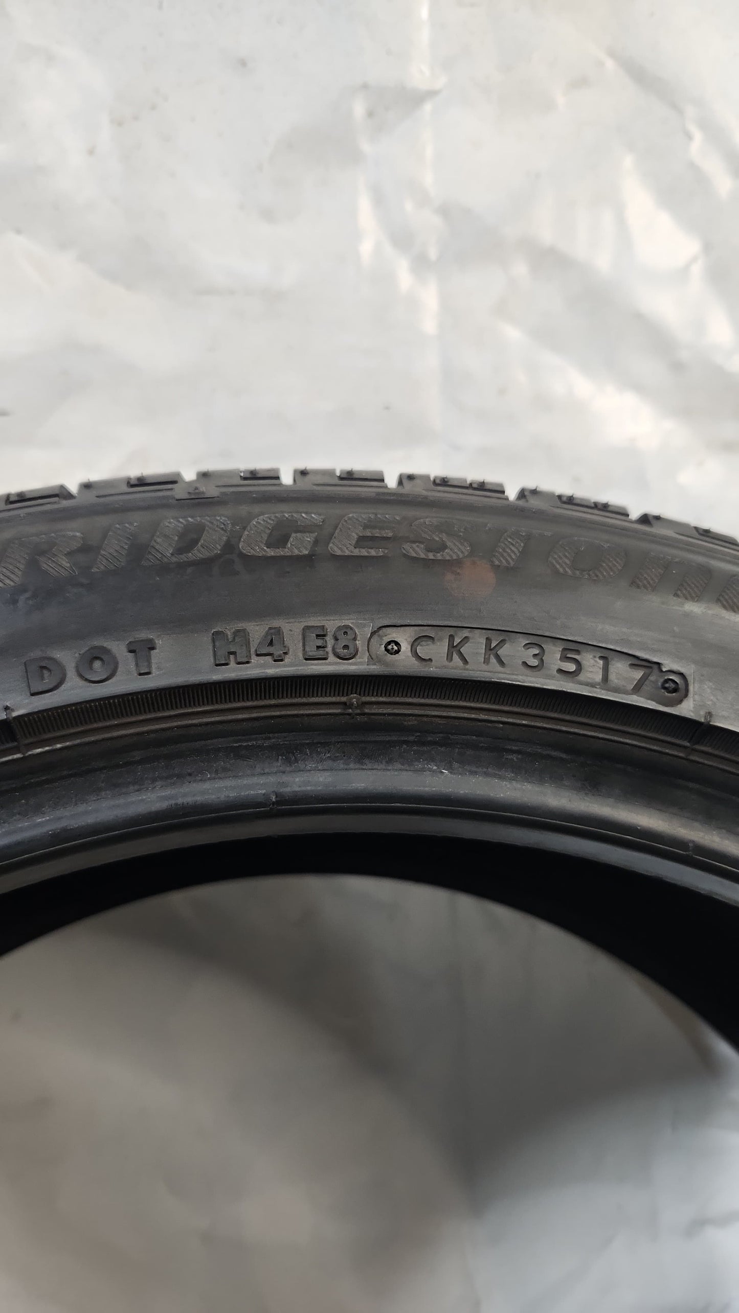 Used Tire - 225/45R19 Bridgestone Ecopia H/L 422 Plus