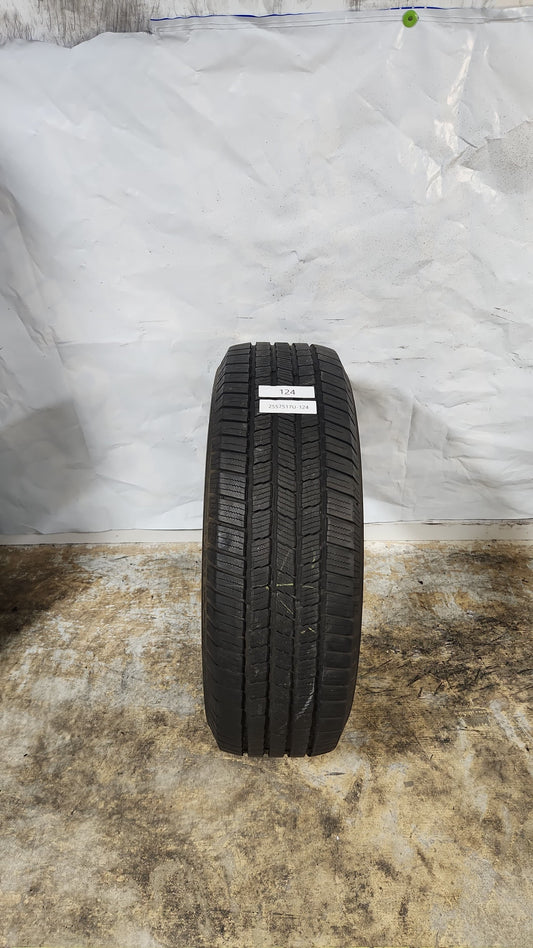 Used Tire - 255/75R17 Michelin Defender LTX M/S