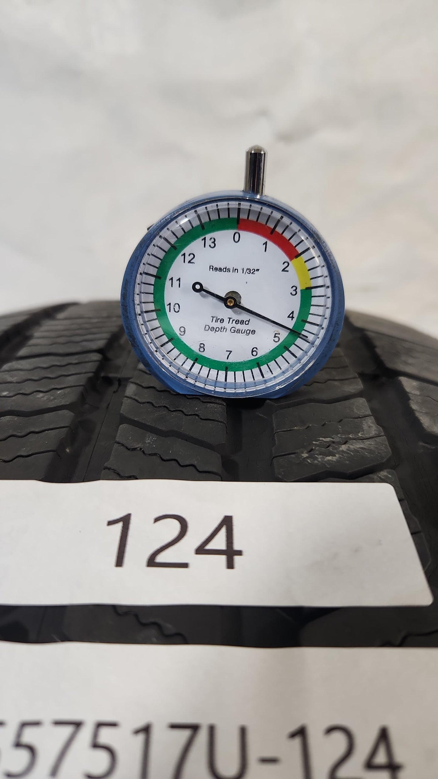 Used Tire - 255/75R17 Michelin Defender LTX M/S