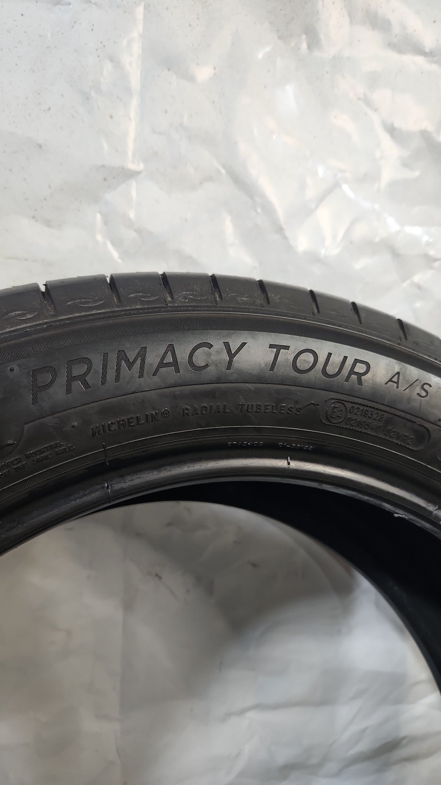 Used Tire - 235/55R20 Michelin Primacy Tour A/S