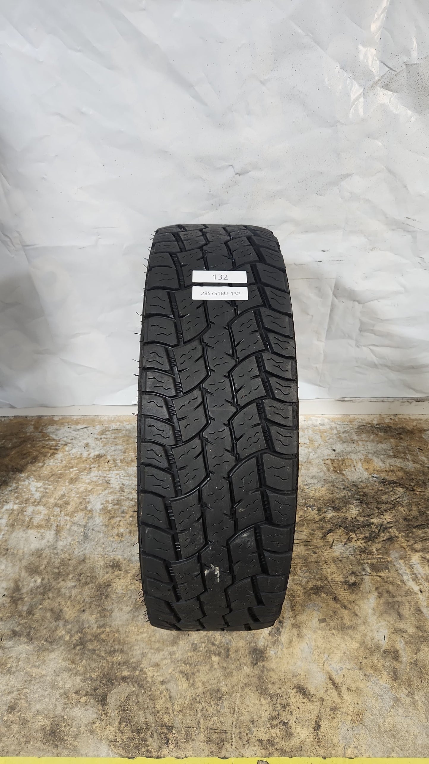 Used Tire - 285/75R18 Mastercraft Courser AXT