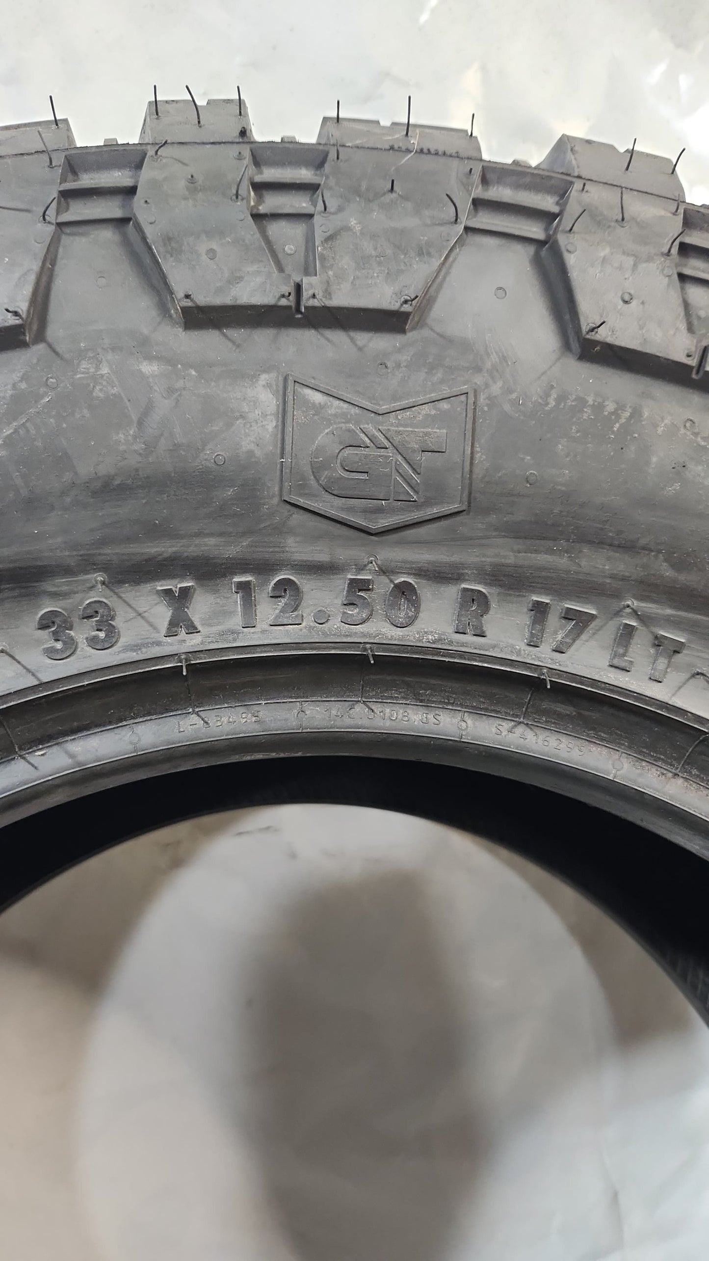 Used Tire - 33X12.50R17 General Grabber X3 13/32
