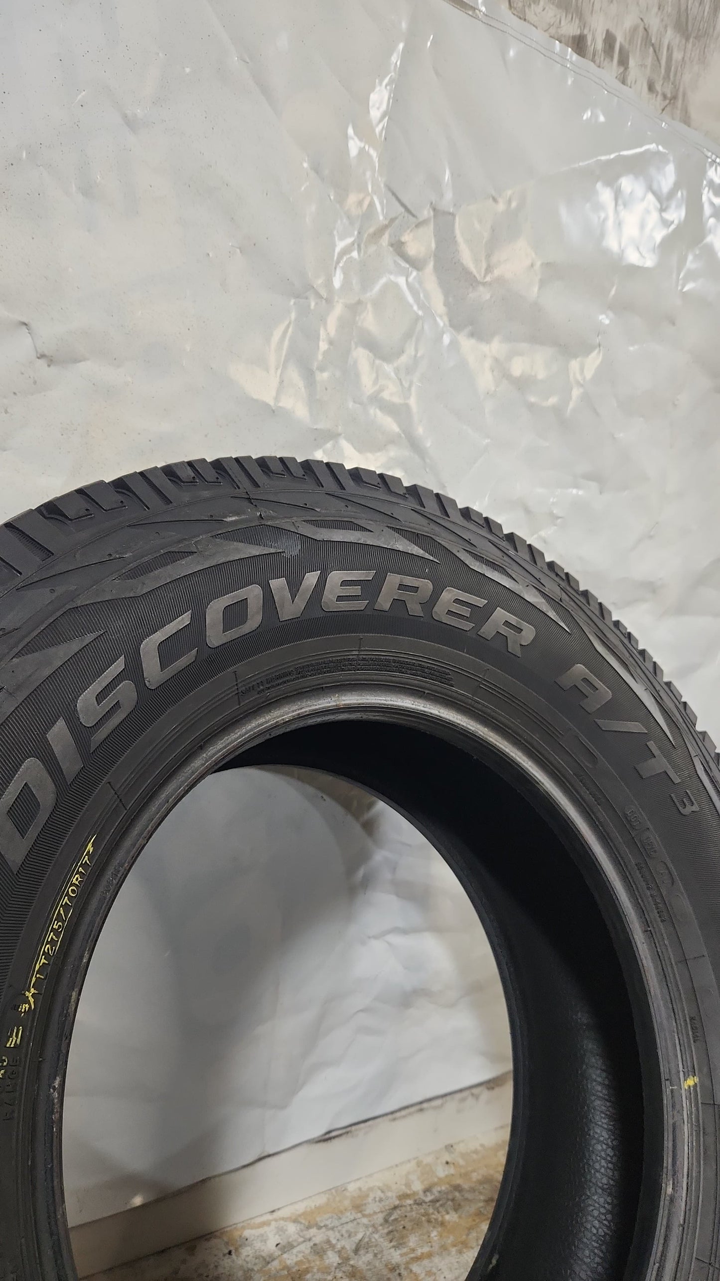 Used Tire - 275/70R17 Cooper Discoverer A/T 3