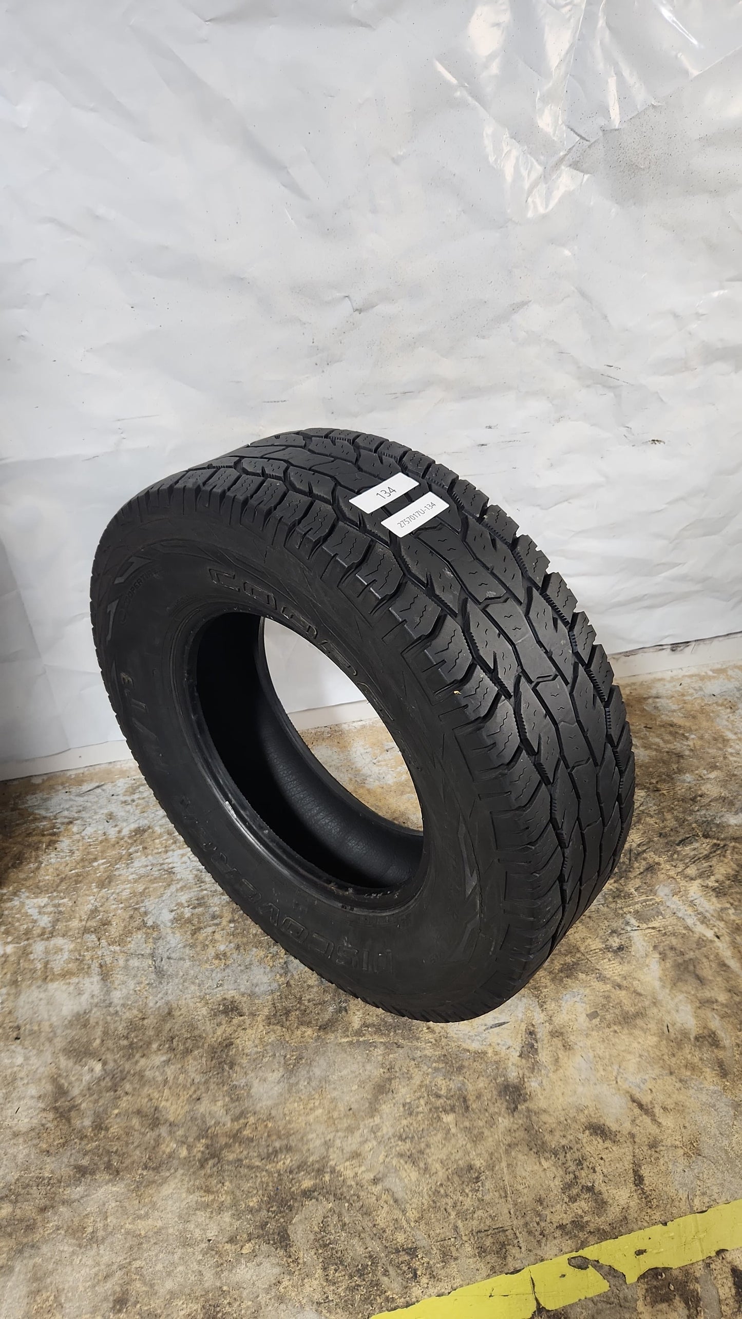 Used Tire - 275/70R17 Cooper Discoverer A/T 3